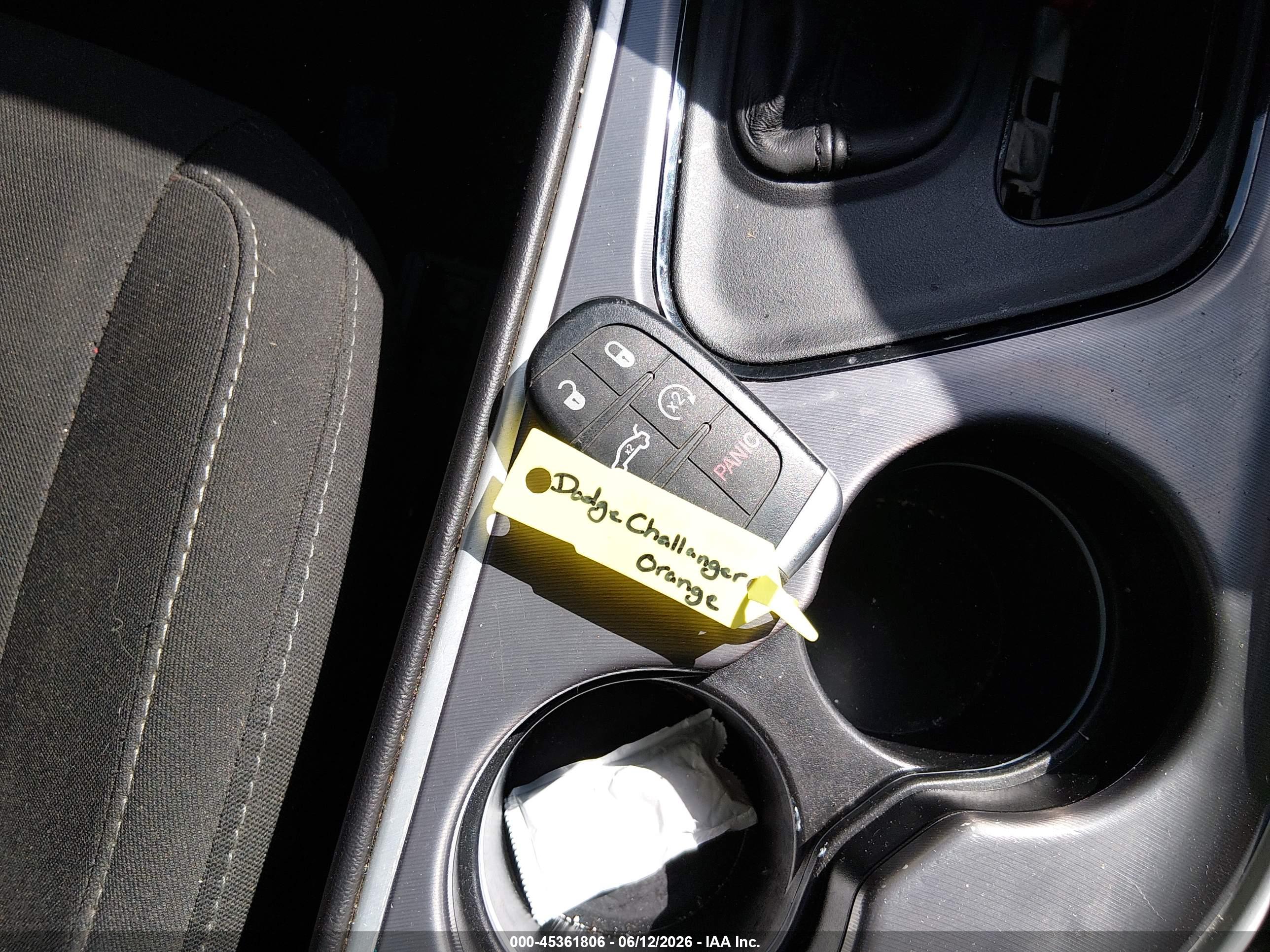 DODGE CHALLENGER image 11