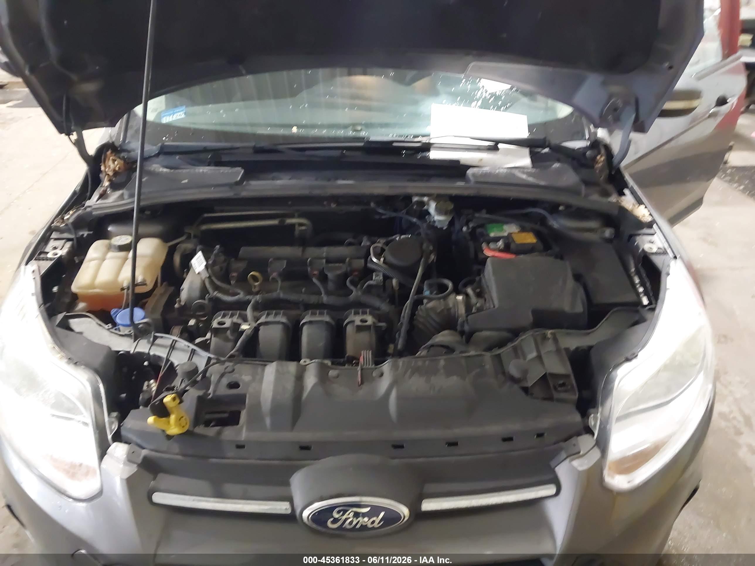 FORD FOCUS image 10