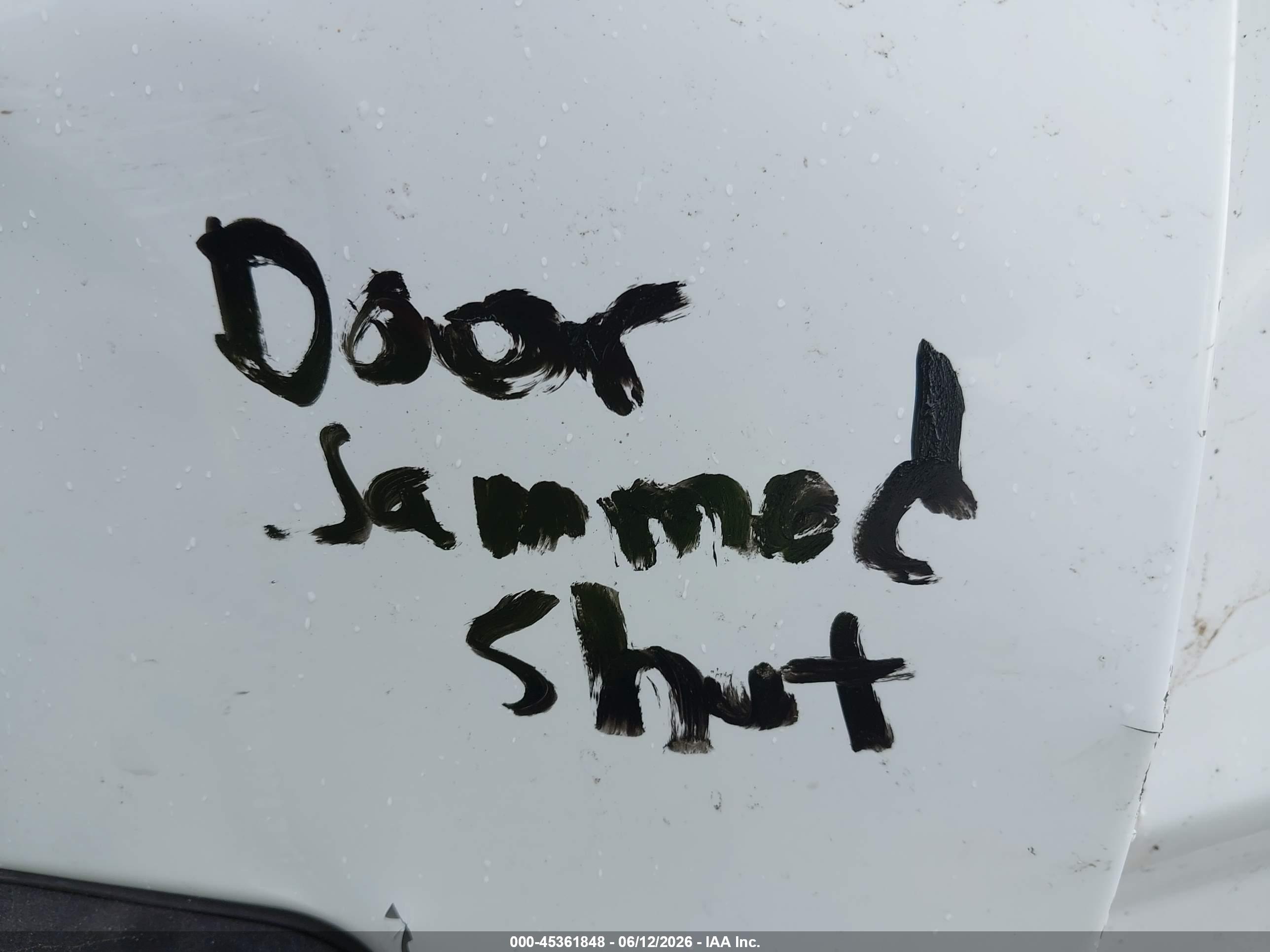 FORD TRANSIT image 9