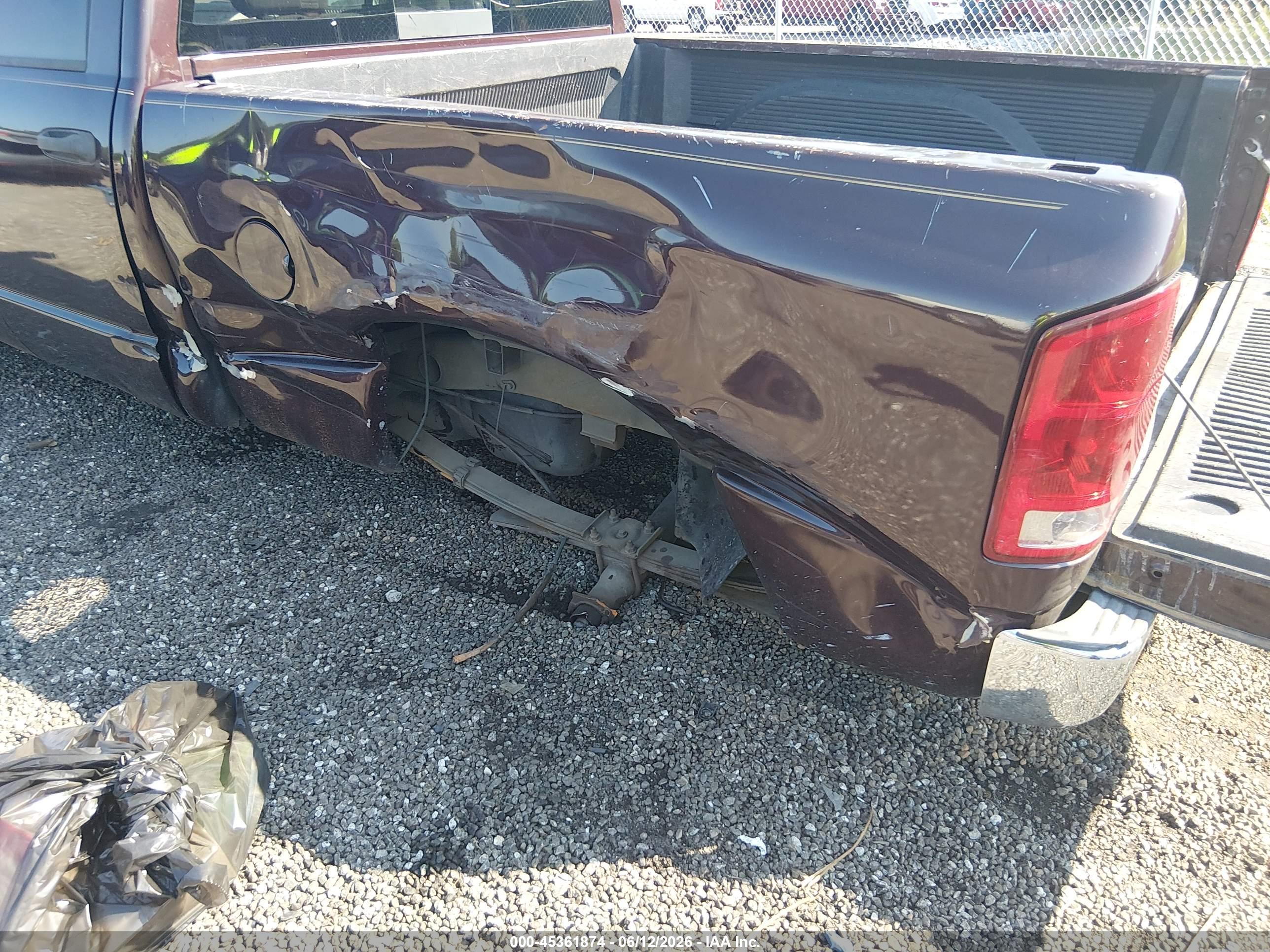 DODGE RAM image 6