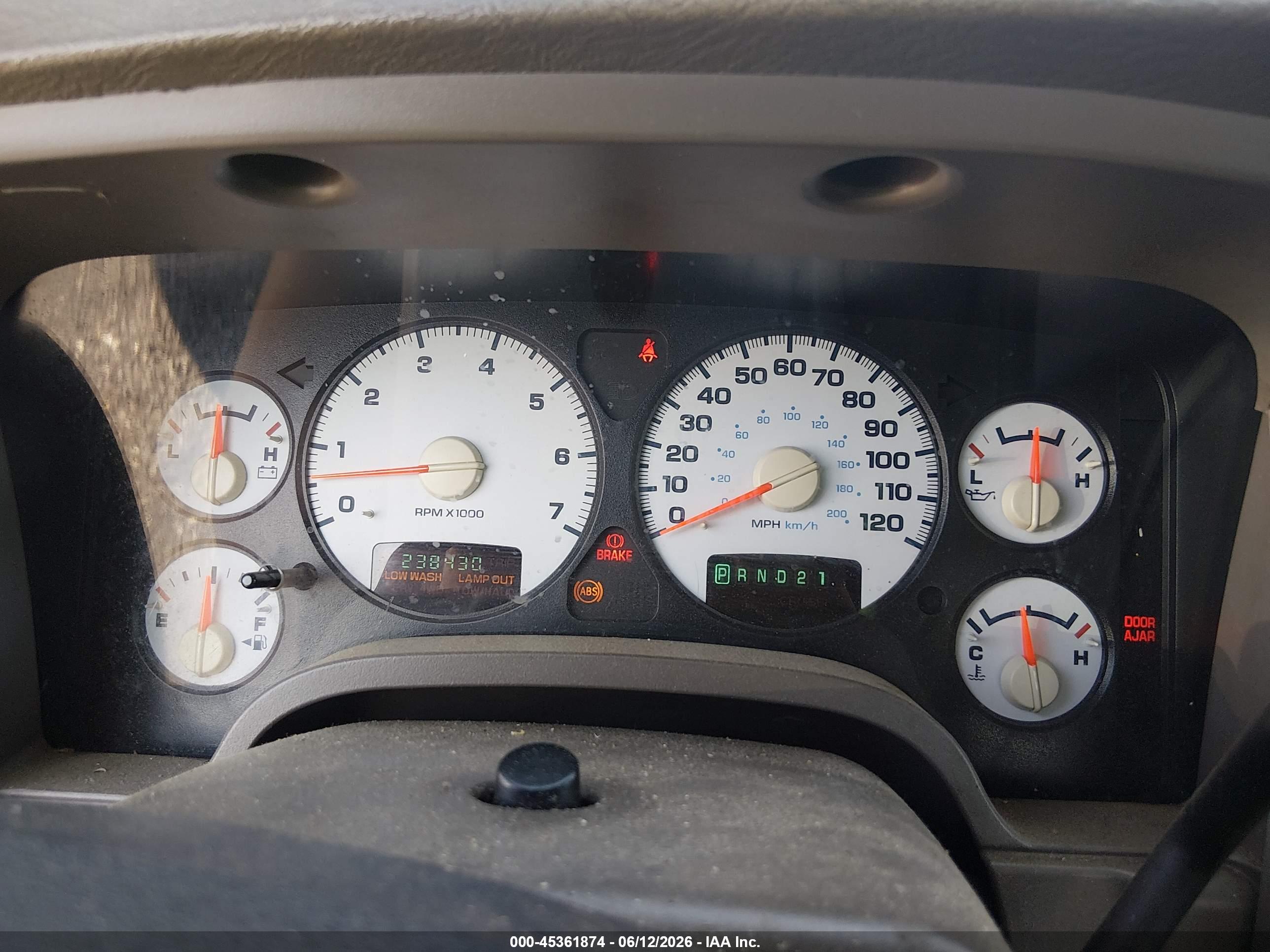 DODGE RAM image 7