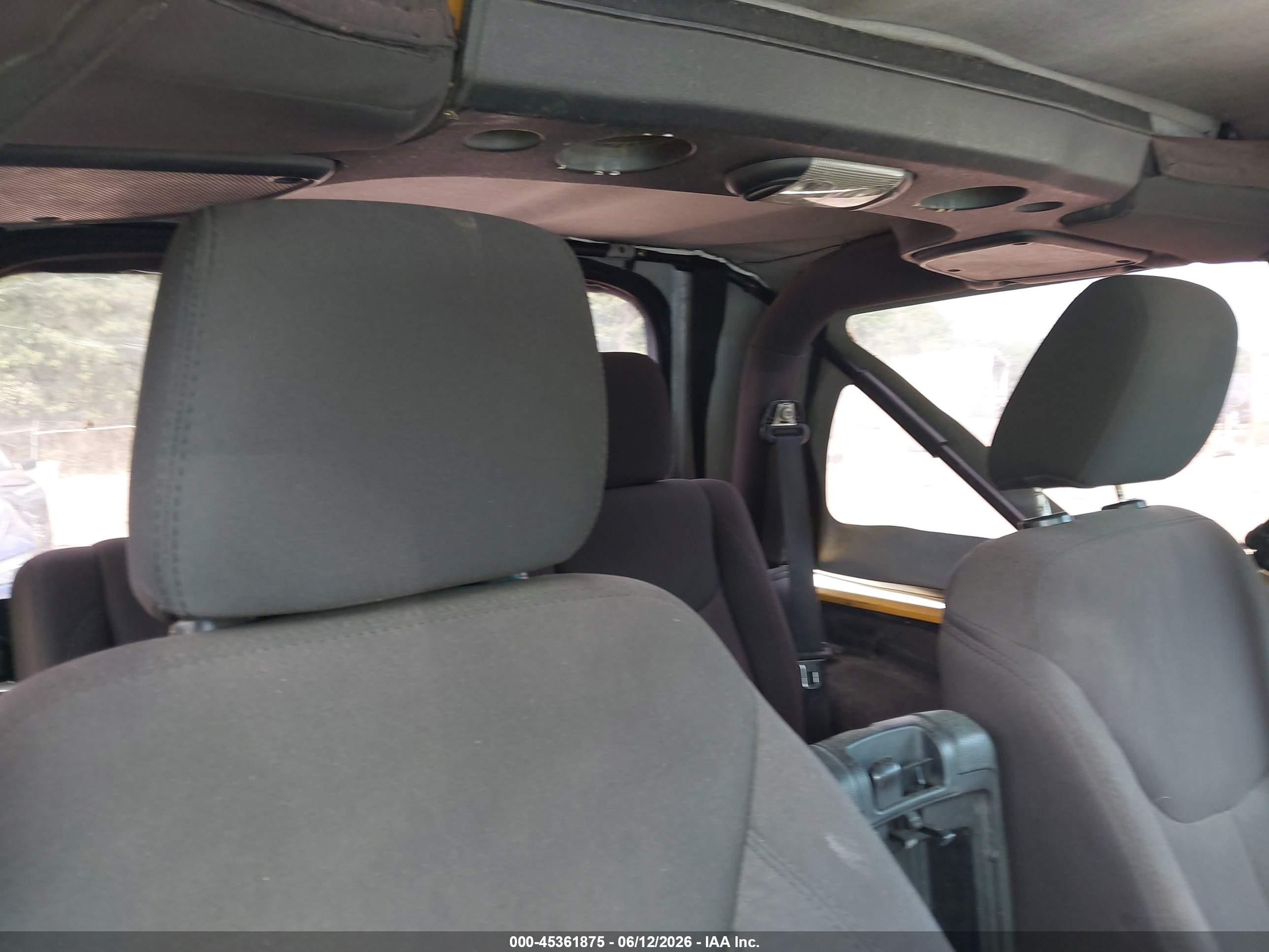 JEEP WRANGLER image 8
