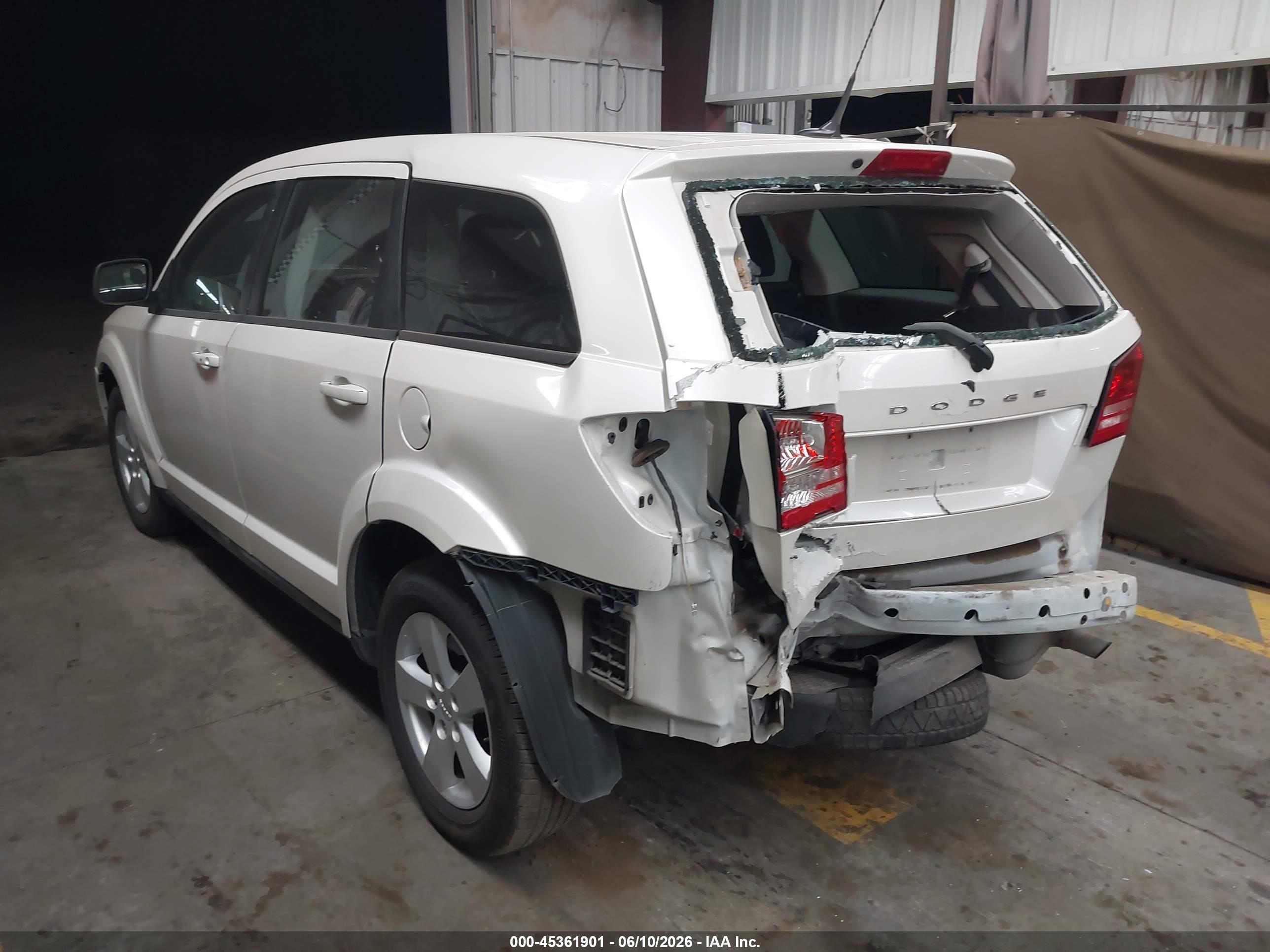 DODGE JOURNEY image 3