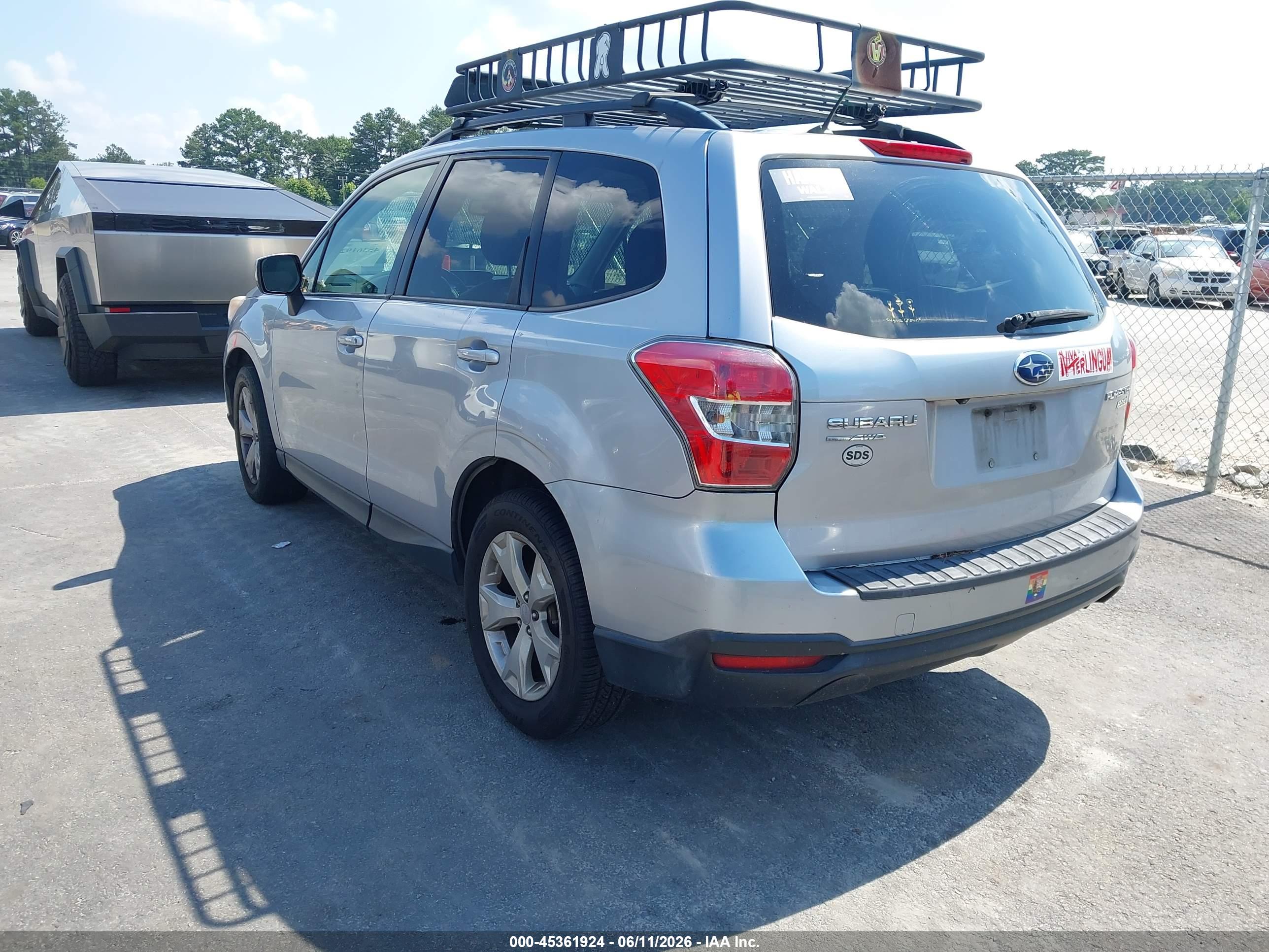 SUBARU FORESTER image 3