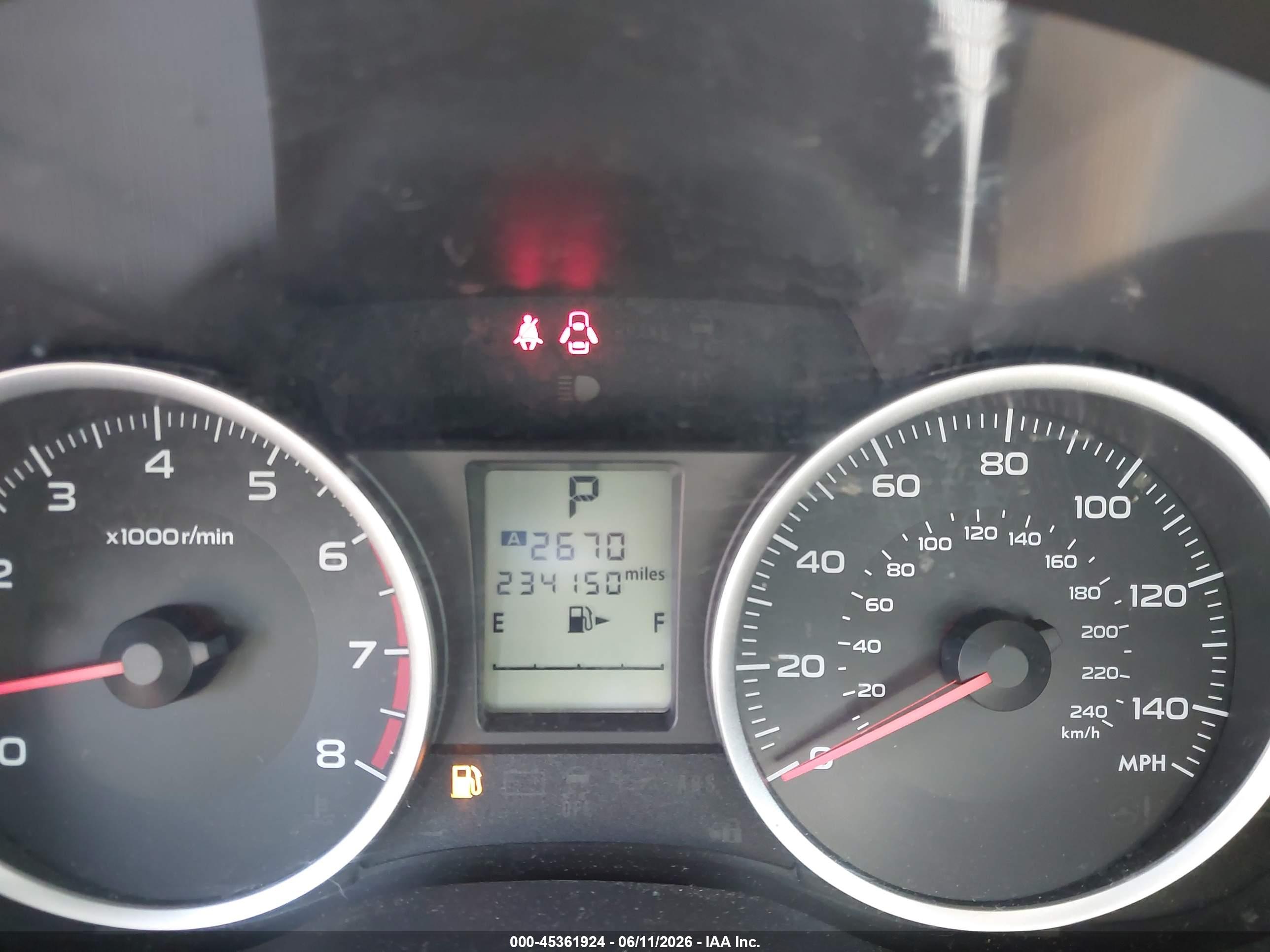 SUBARU FORESTER image 7