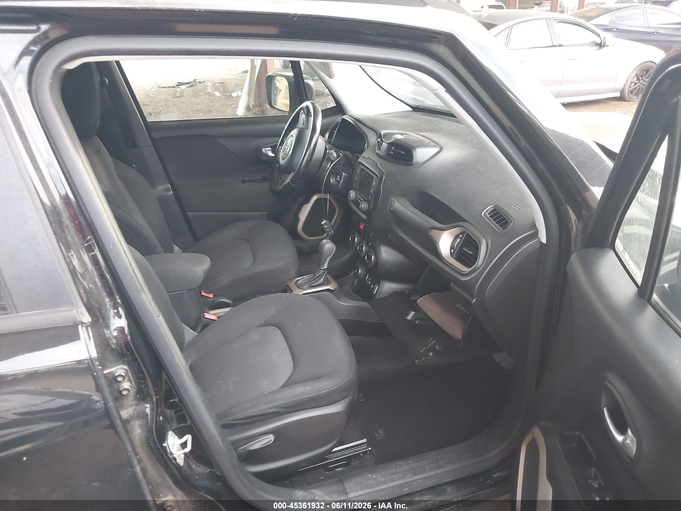 JEEP RENEGADE image 5