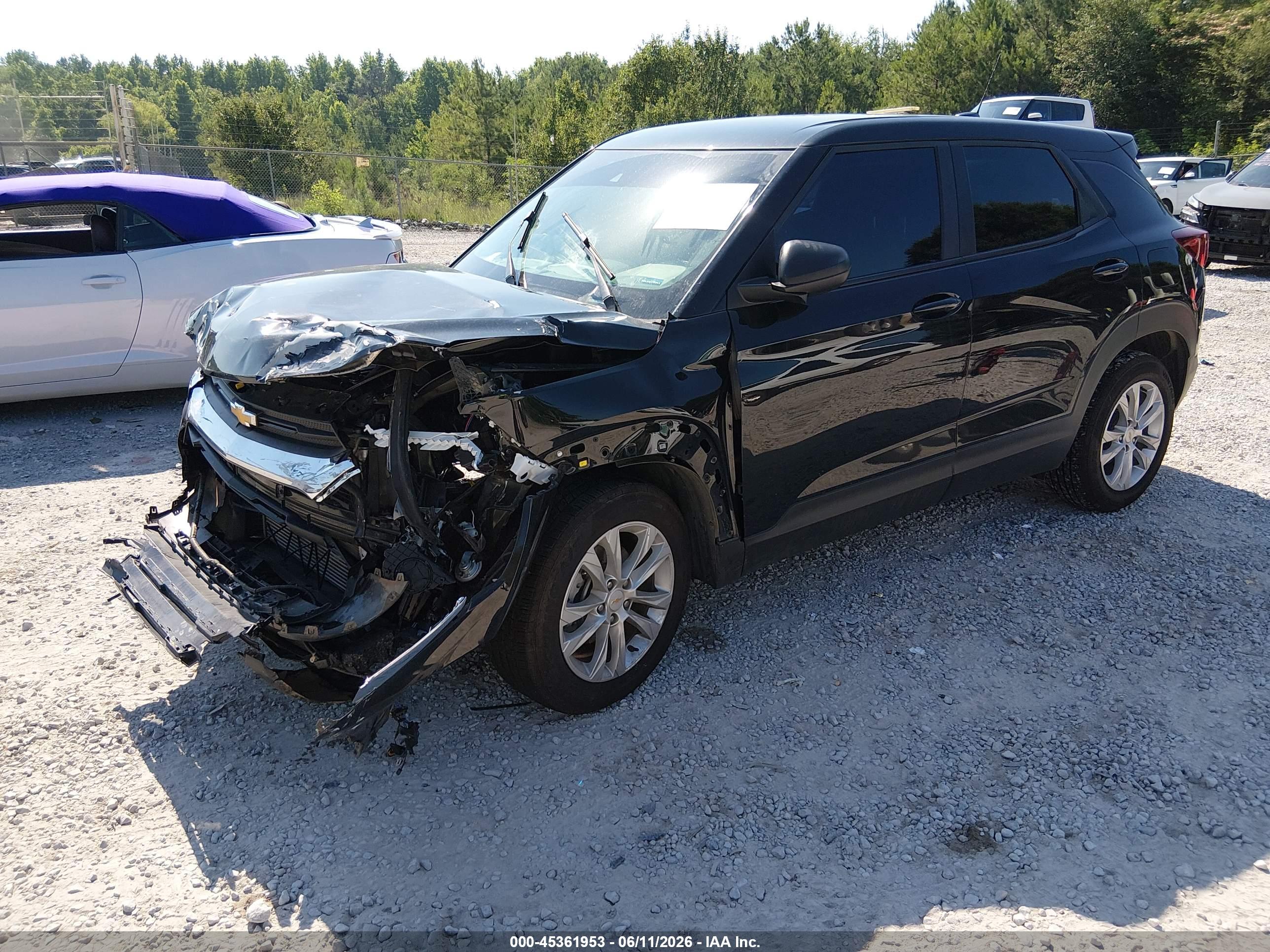 CHEVROLET TRAILBLAZER image 2