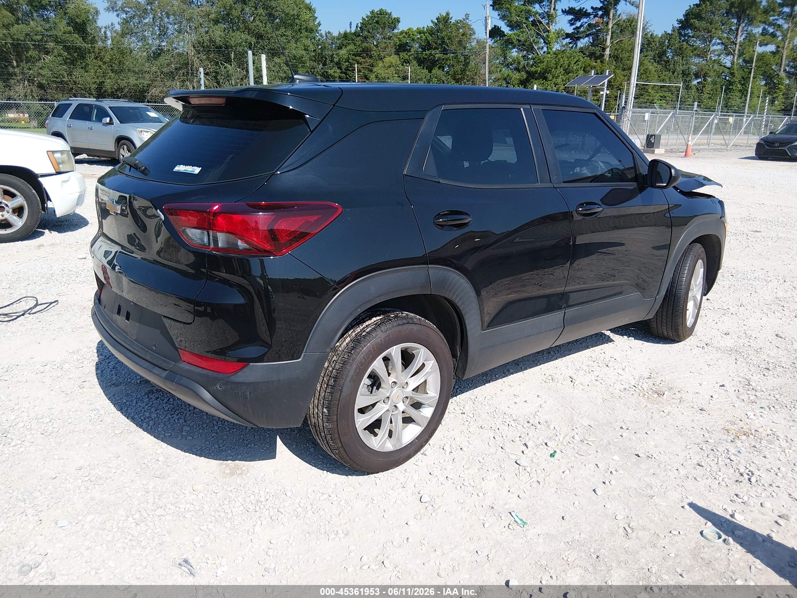 CHEVROLET TRAILBLAZER image 4