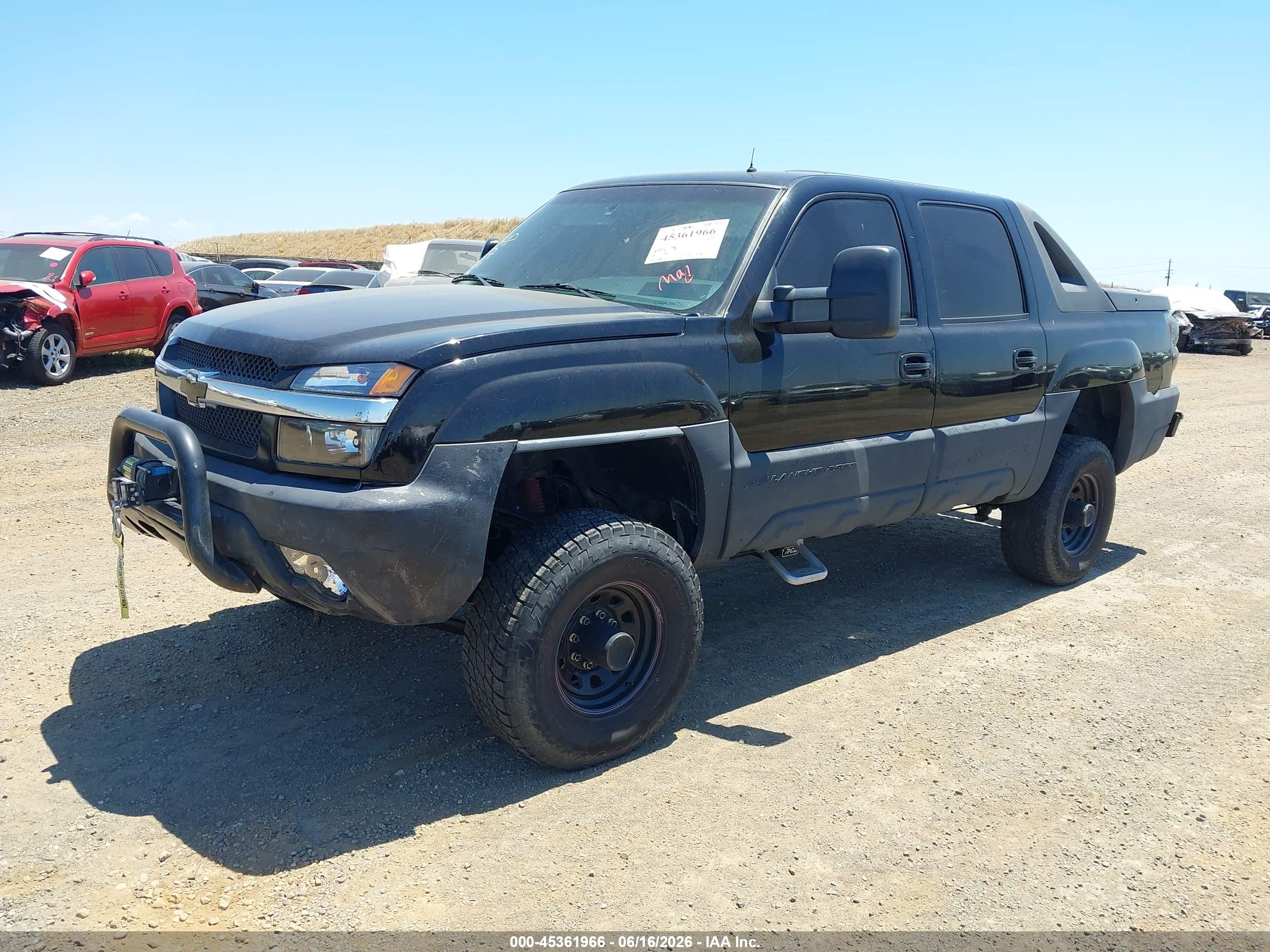 CHEVROLET AVALANCHE image 2