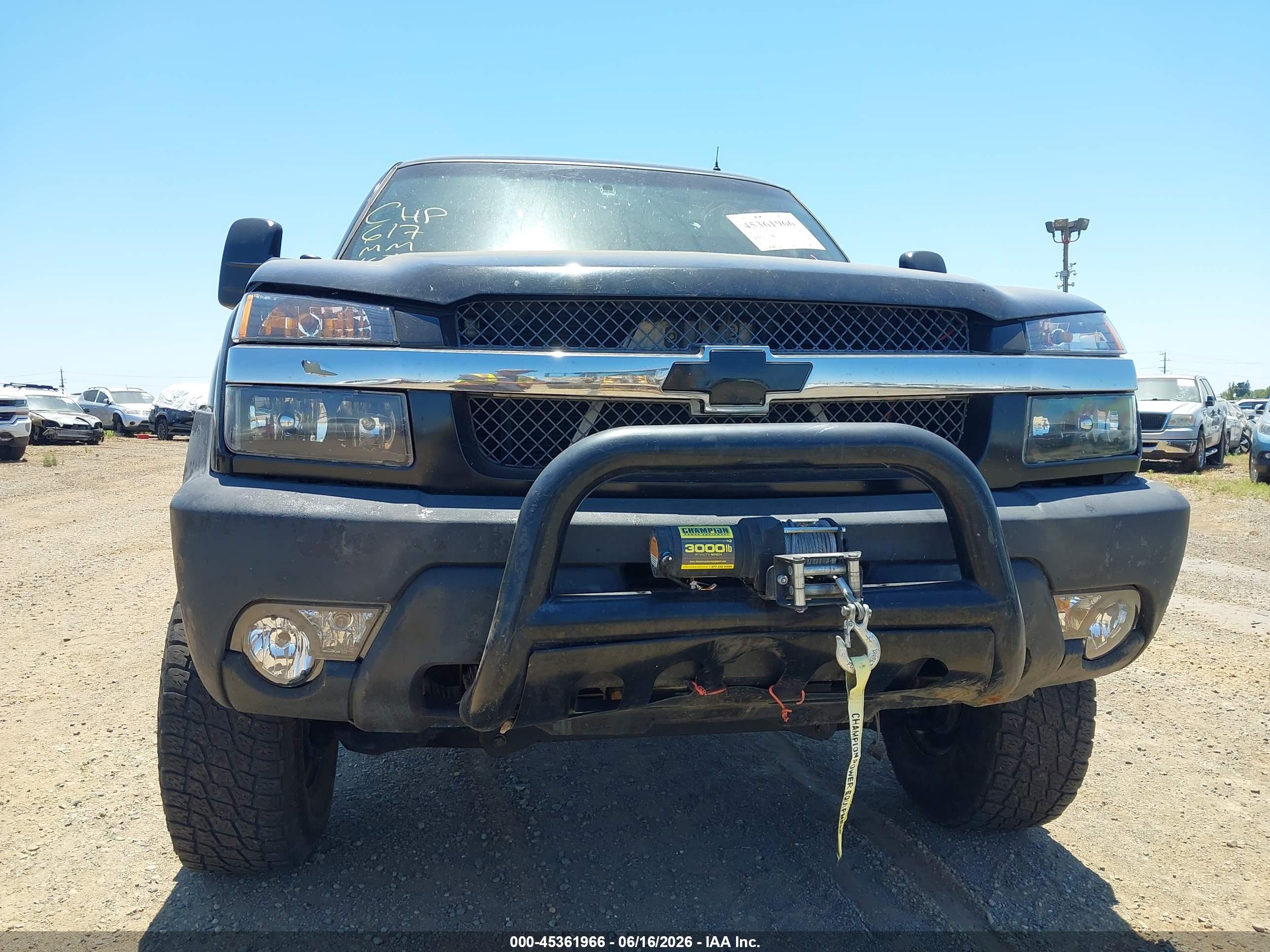 CHEVROLET AVALANCHE image 6