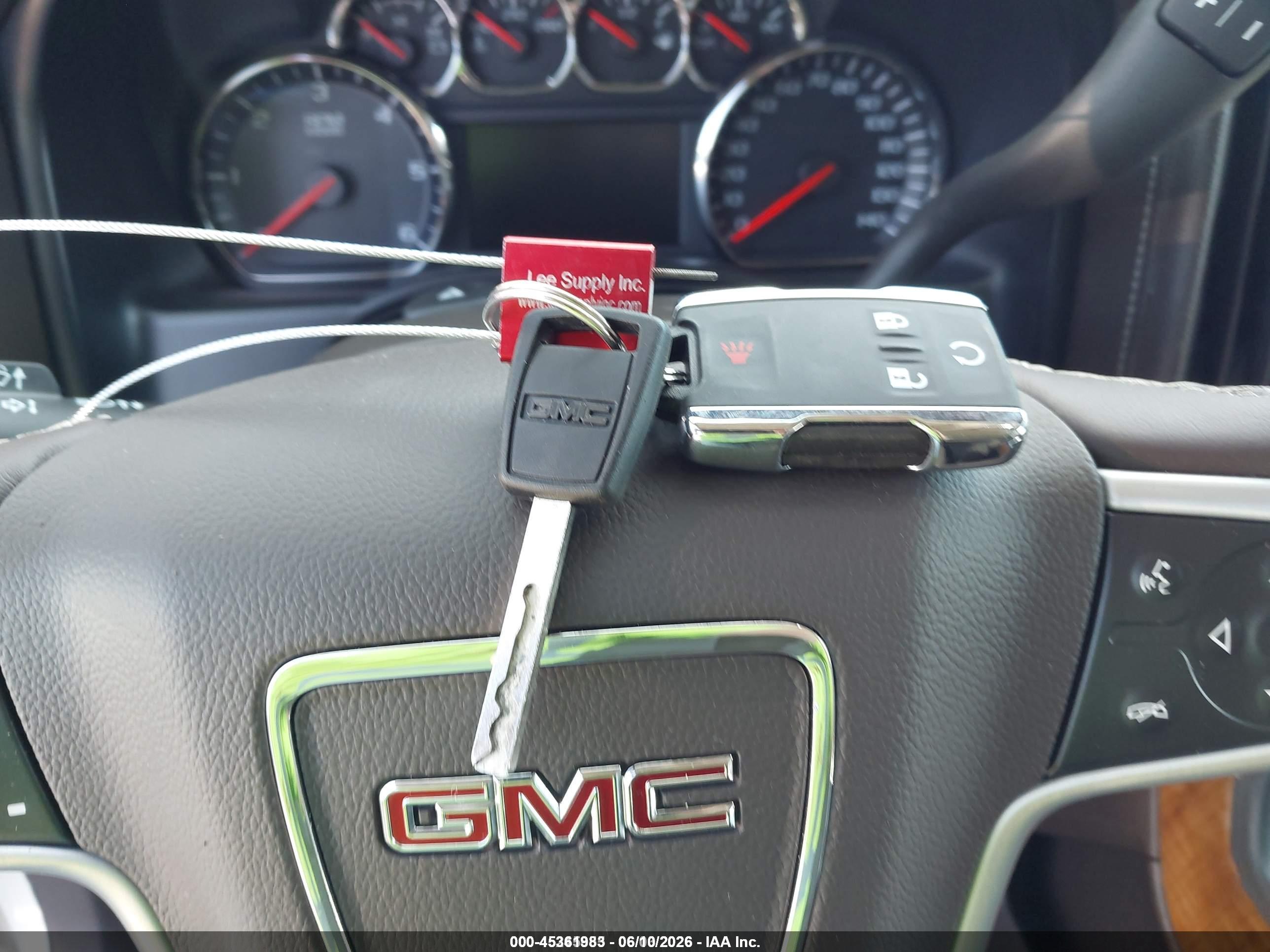 GMC SIERRA image 11