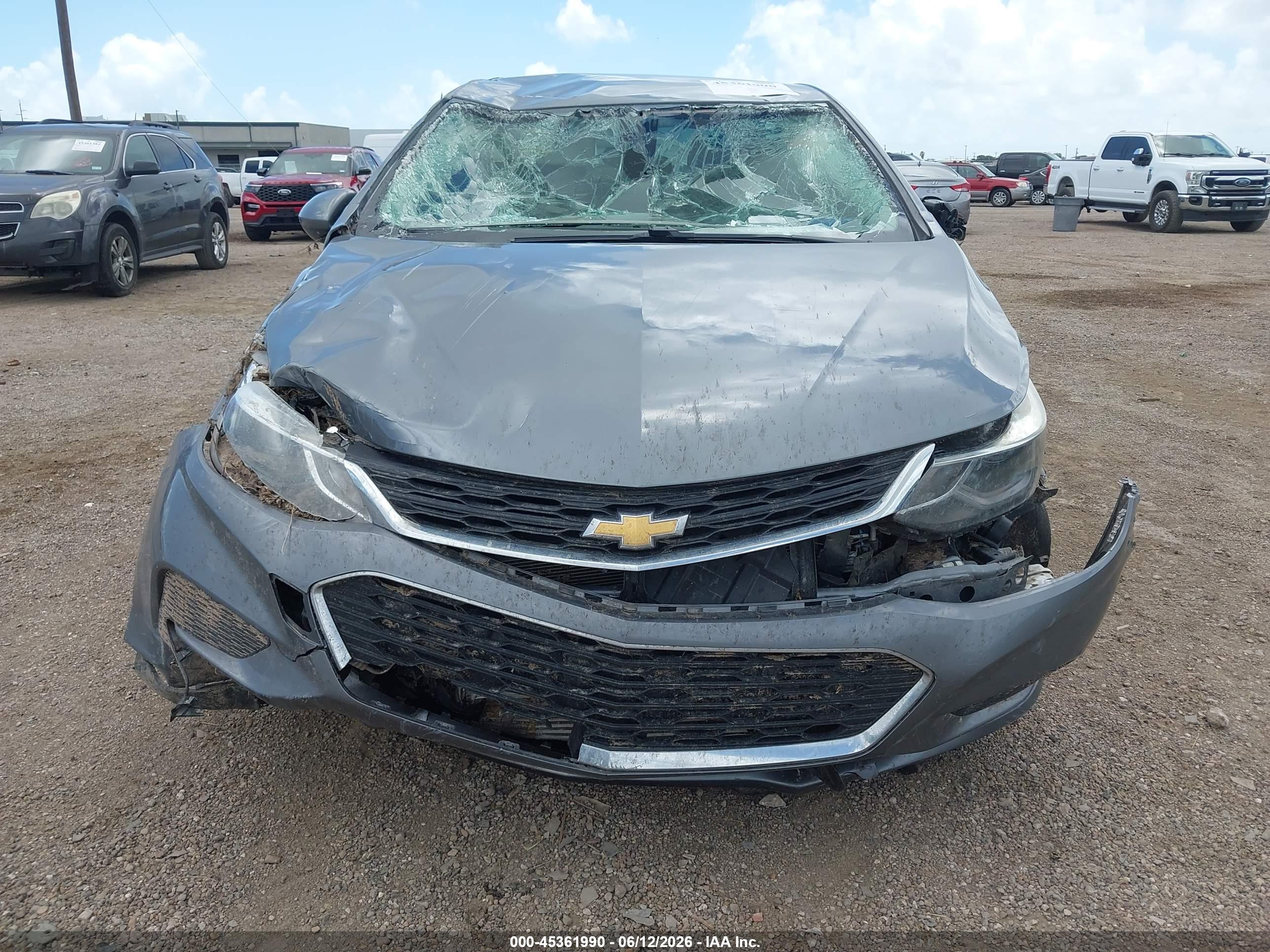 CHEVROLET CRUZE image 6