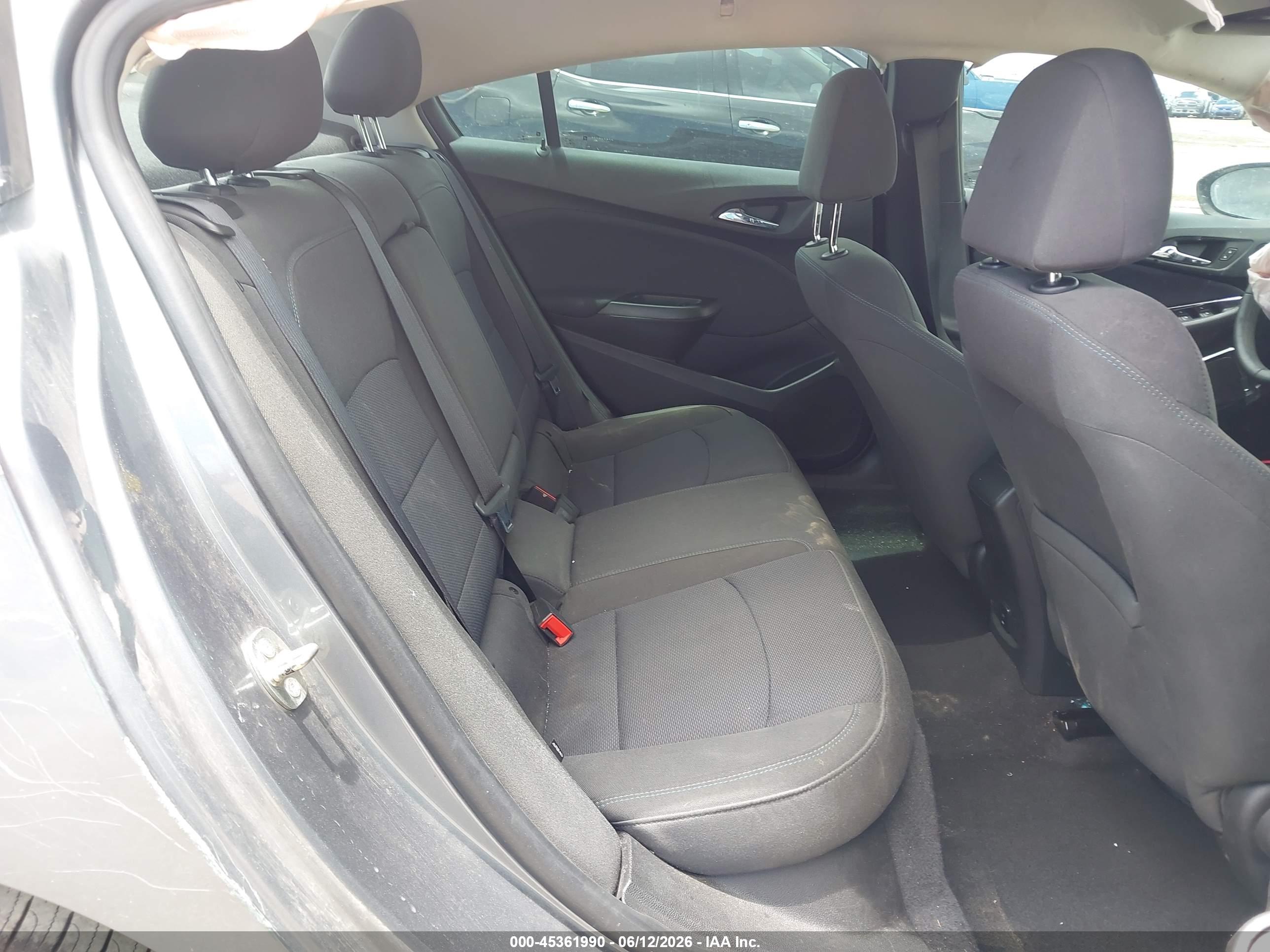 CHEVROLET CRUZE image 8