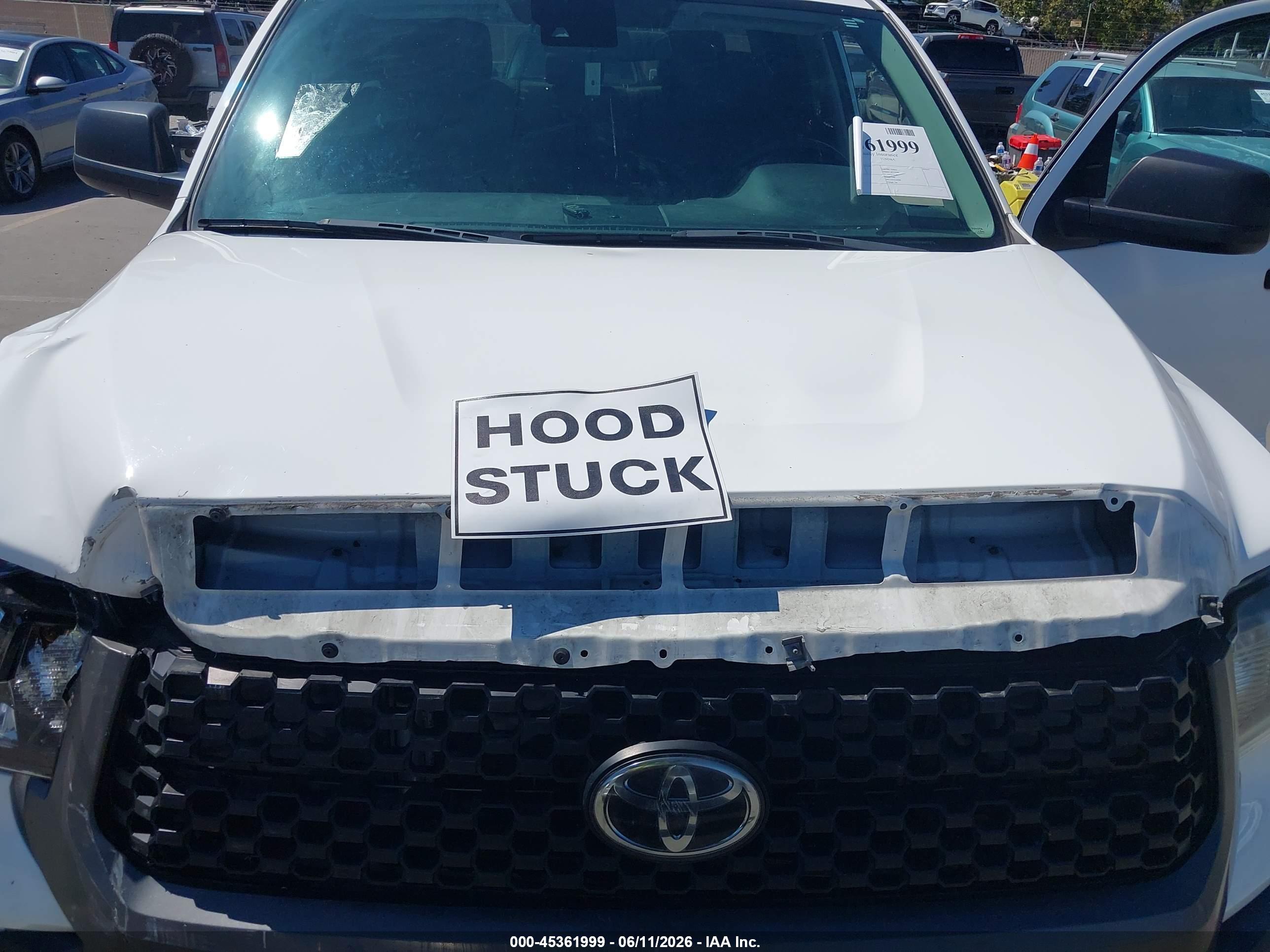 TOYOTA TUNDRA image 10