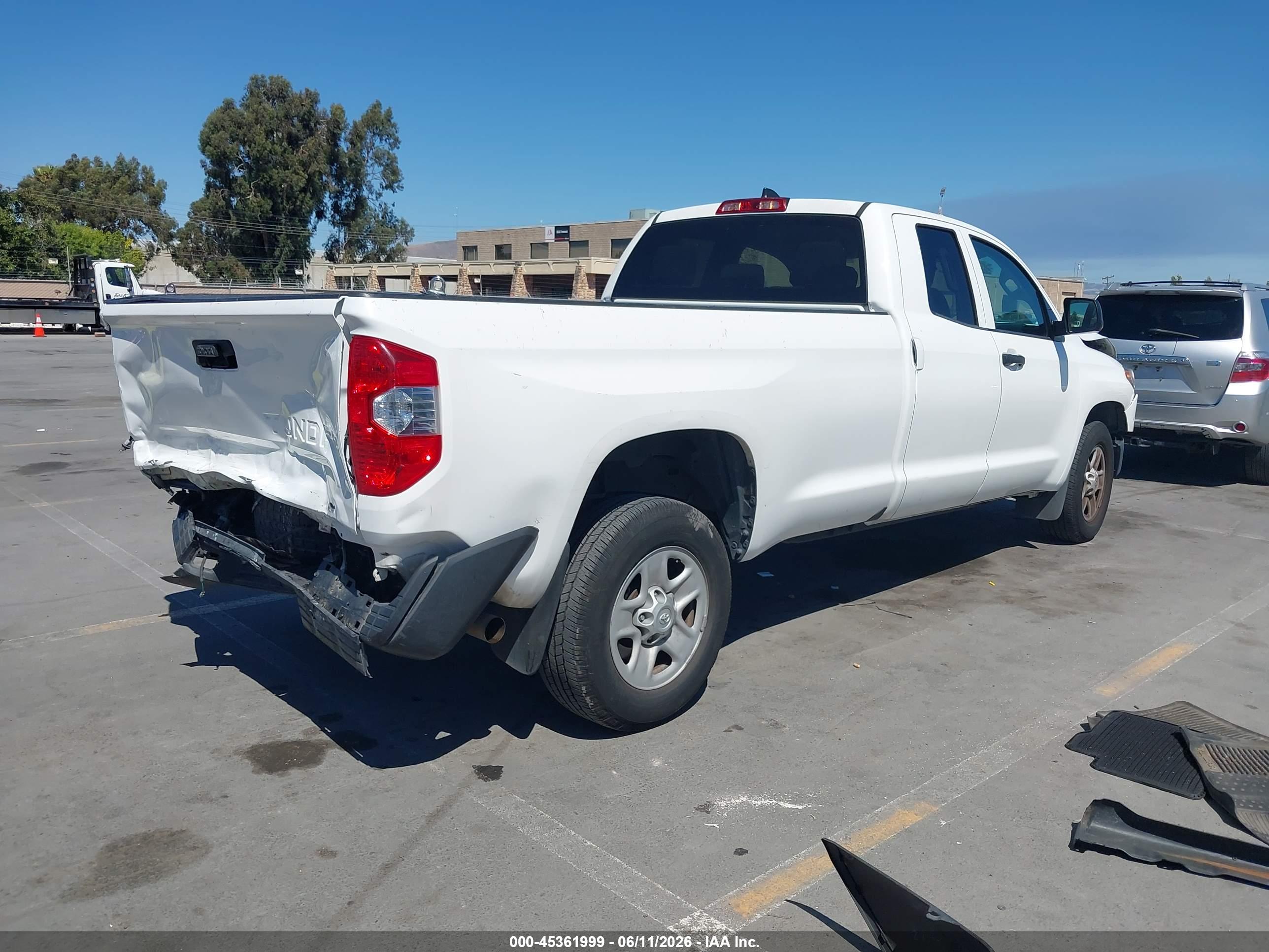 TOYOTA TUNDRA image 4