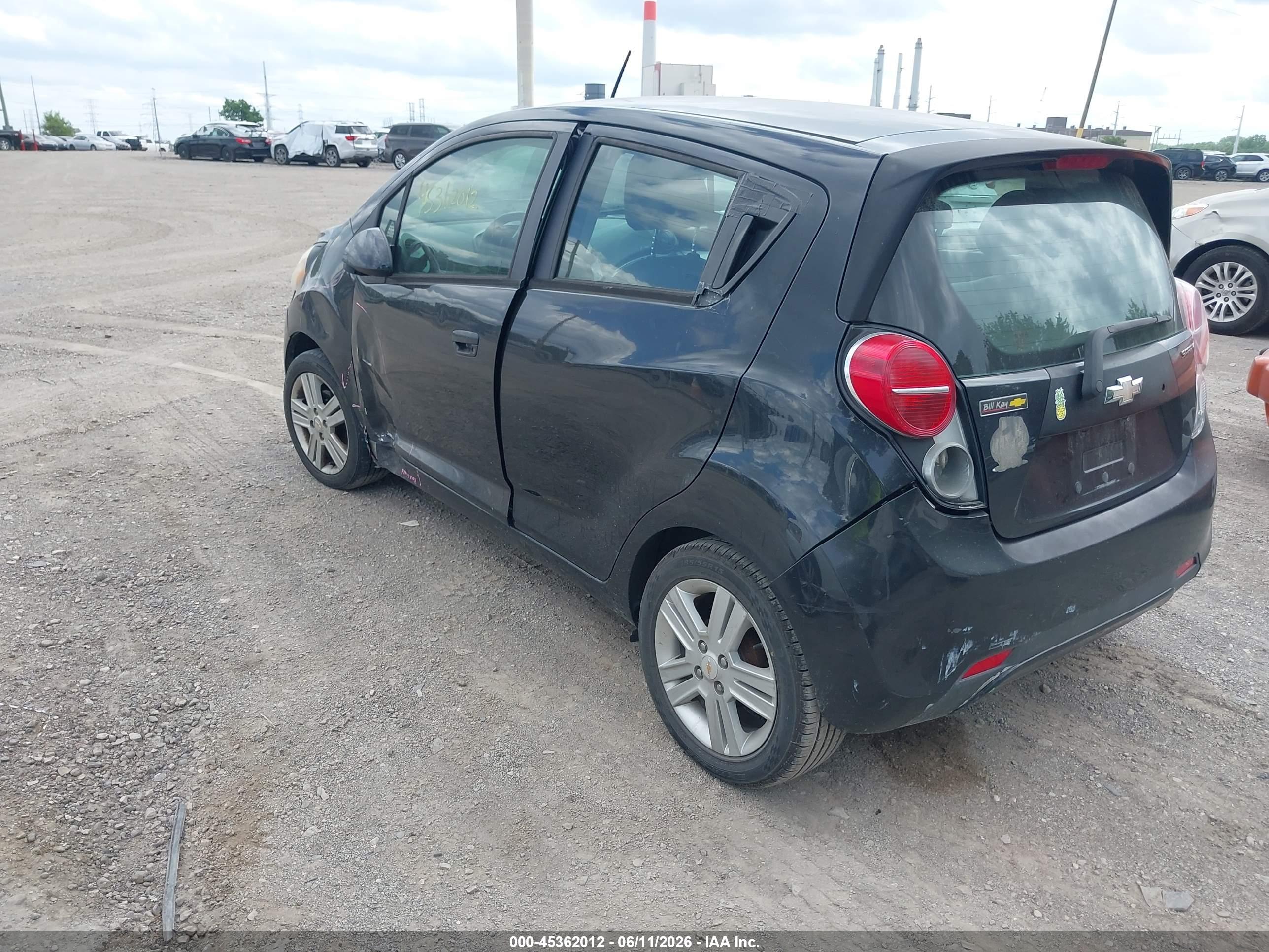 CHEVROLET SPARK image 3