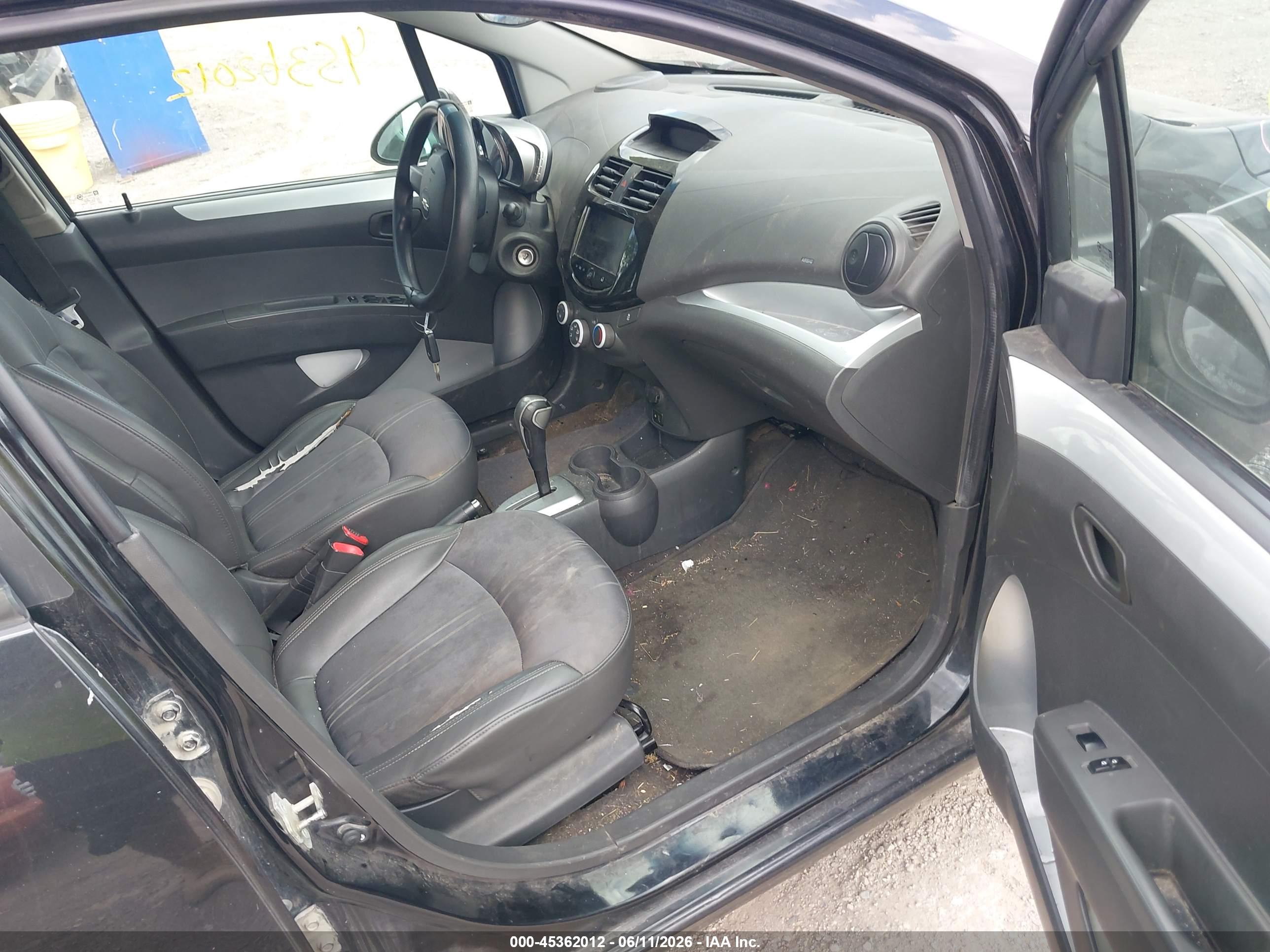 CHEVROLET SPARK image 5