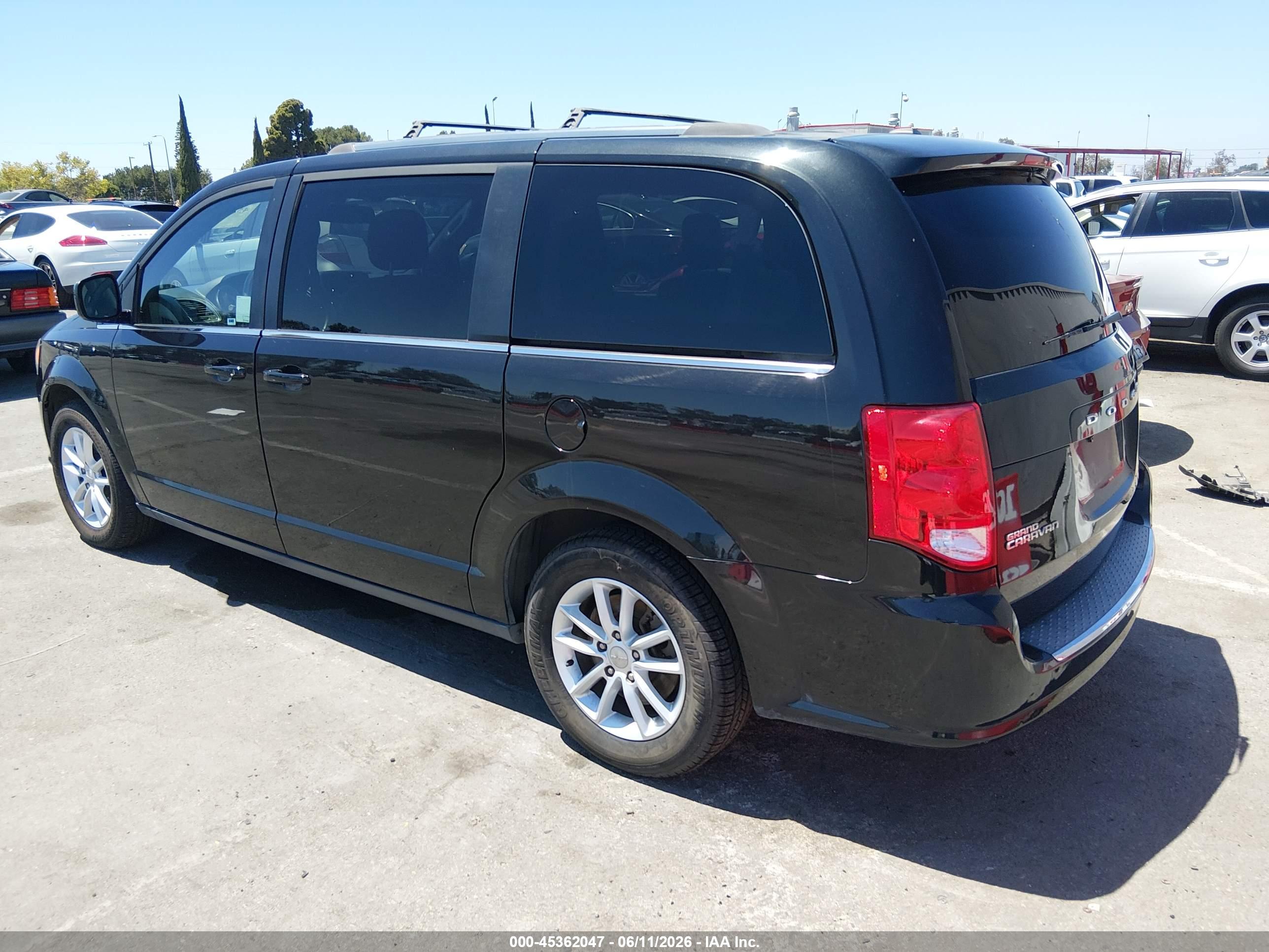DODGE GRAND image 3