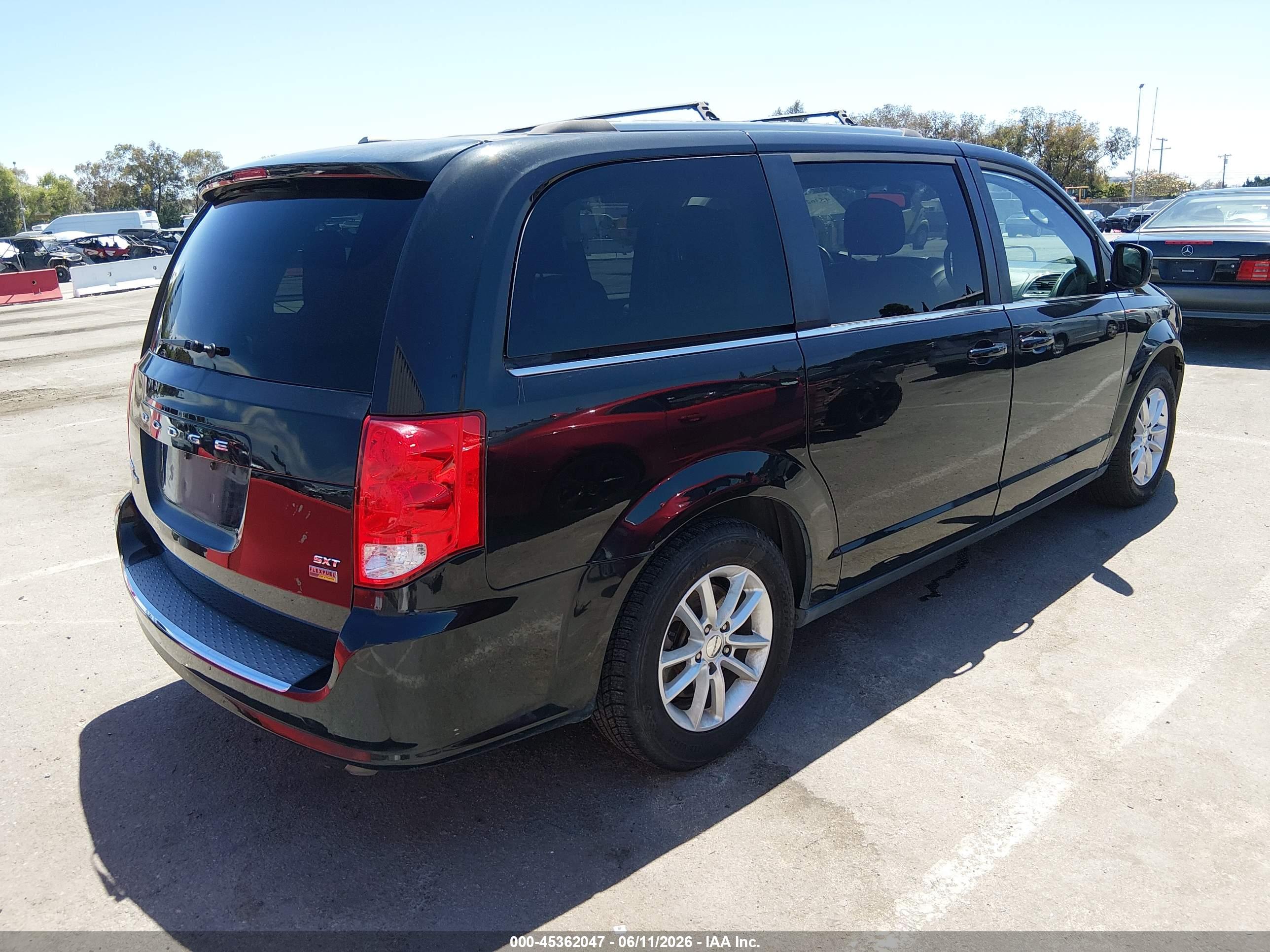 DODGE GRAND image 4