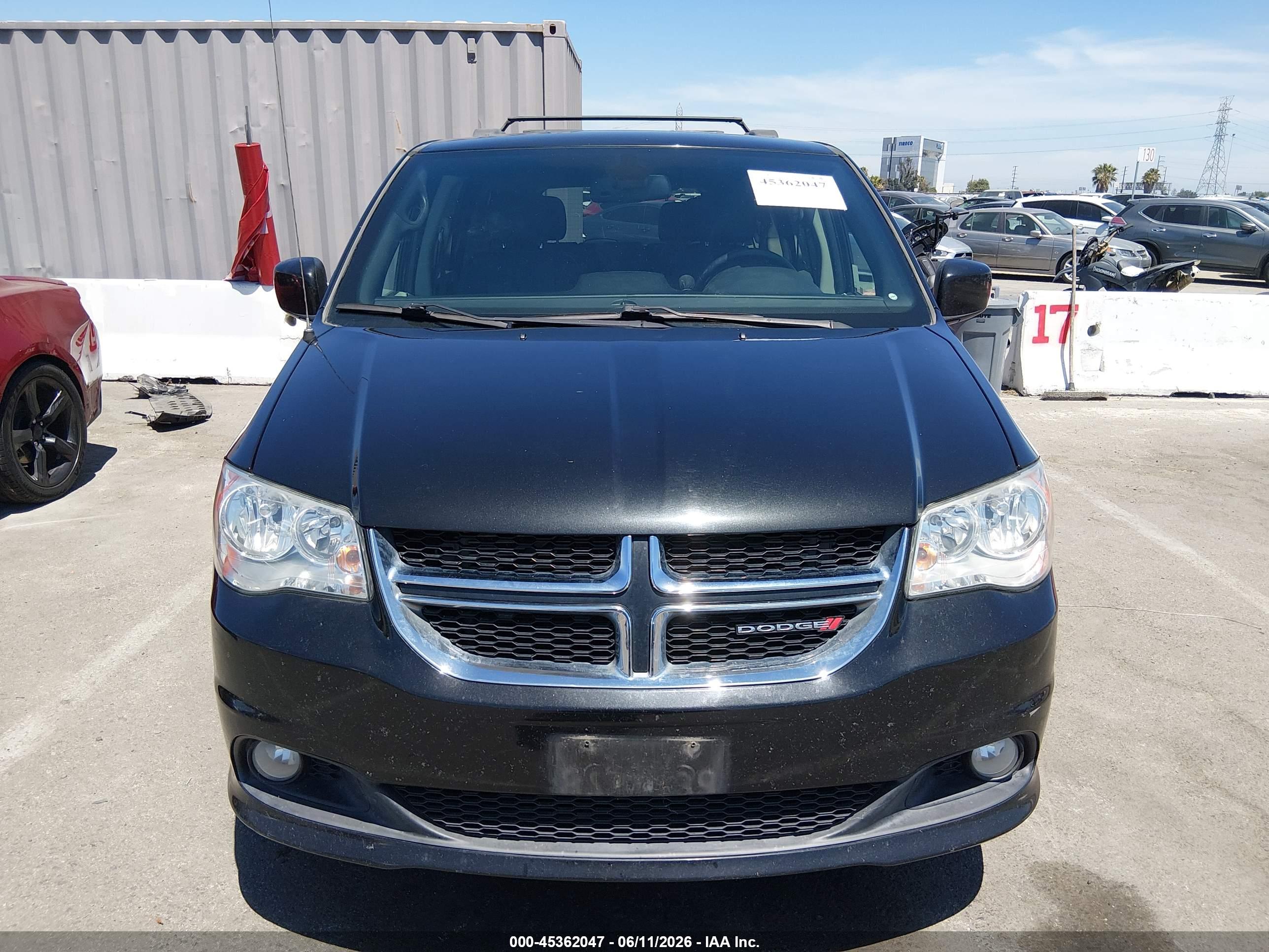 DODGE GRAND image 6