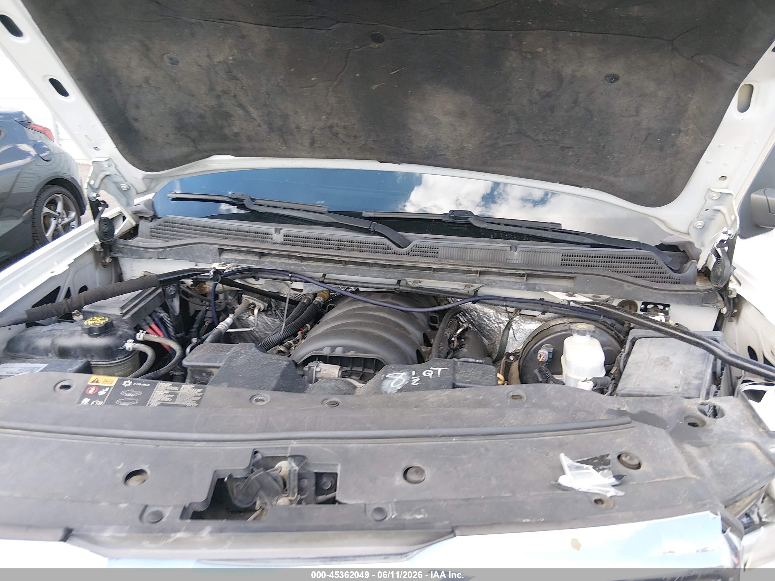 GMC SIERRA image 10