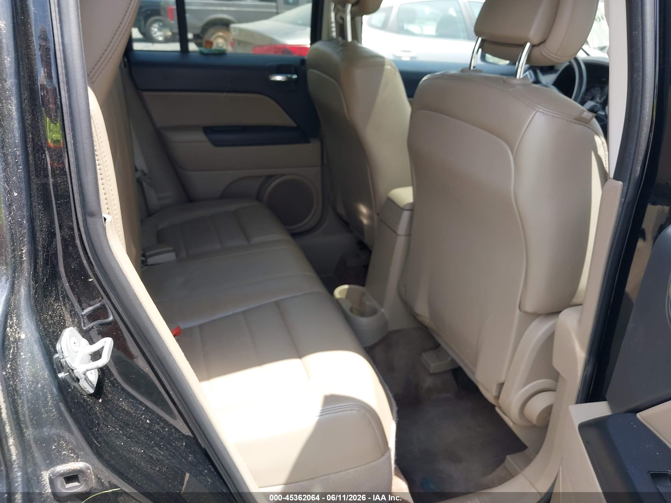 JEEP PATRIOT image 8