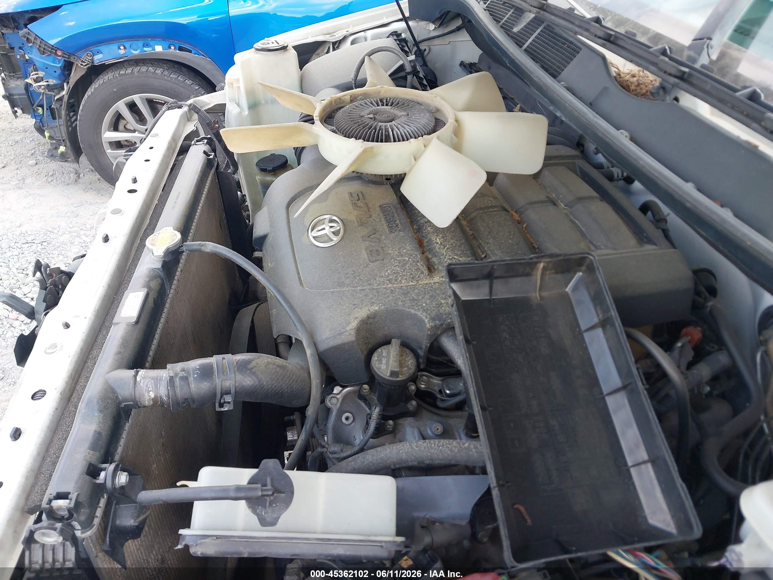 TOYOTA TUNDRA image 10