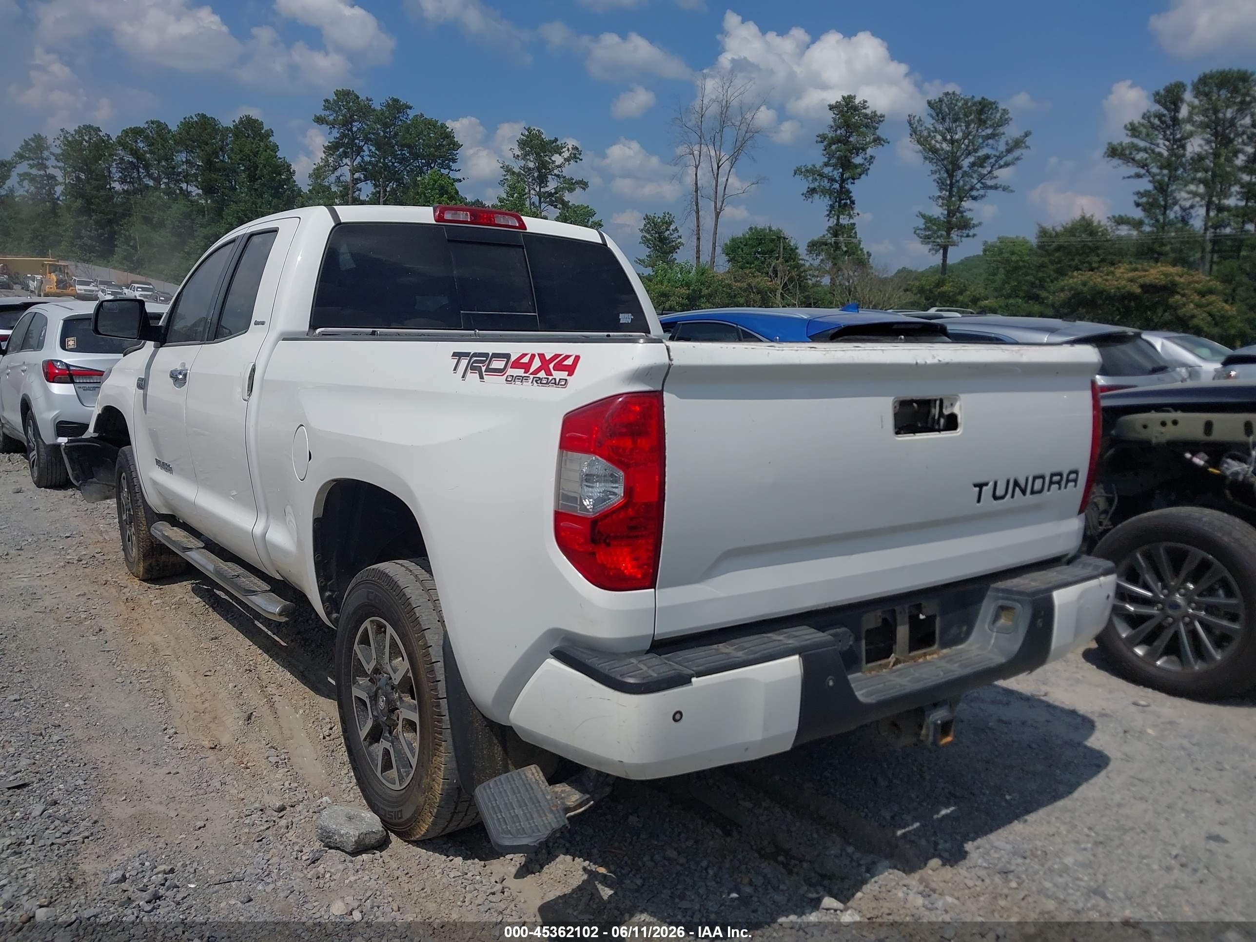 TOYOTA TUNDRA image 3