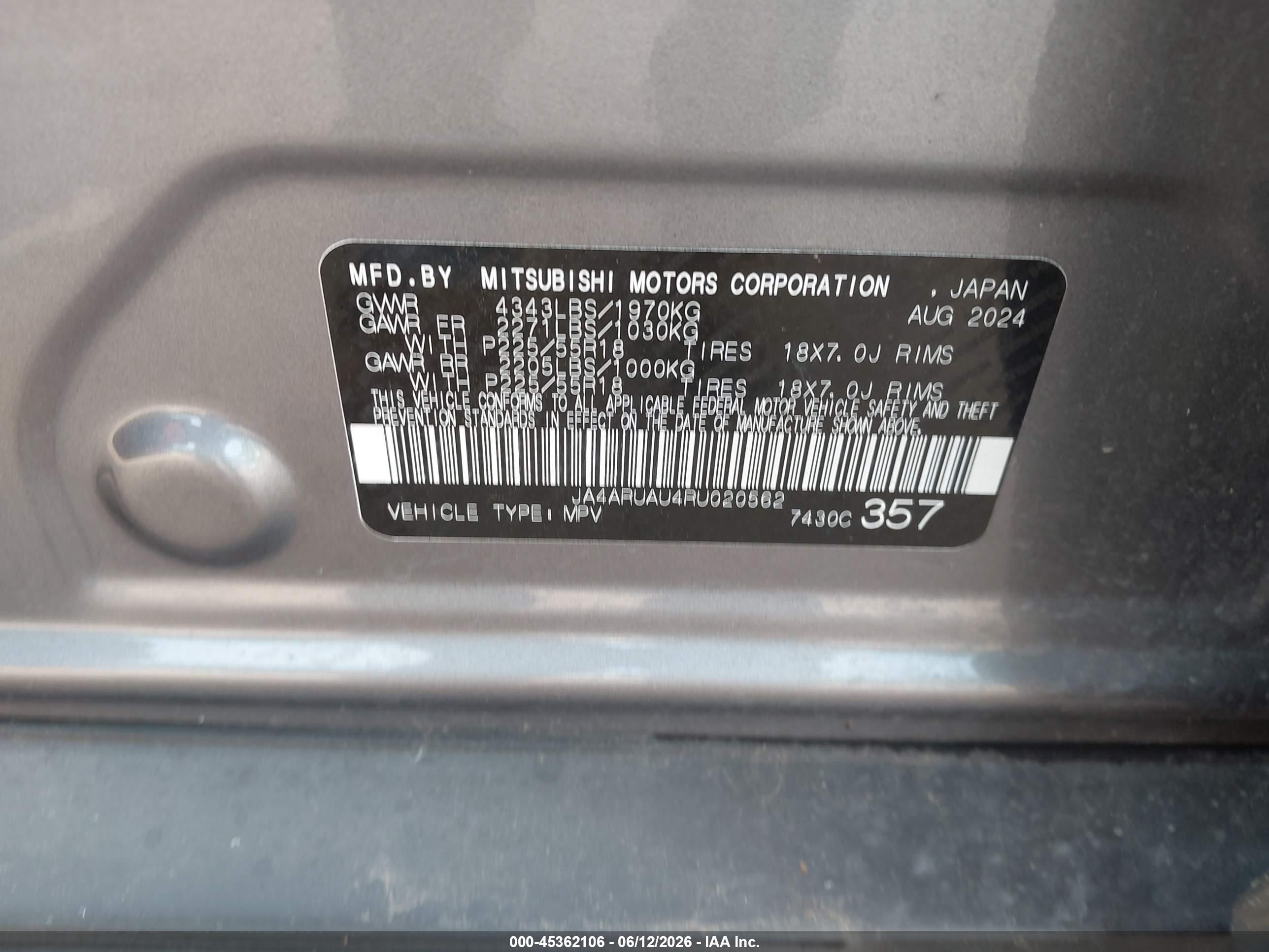 MITSUBISHI OUTLANDER image 9