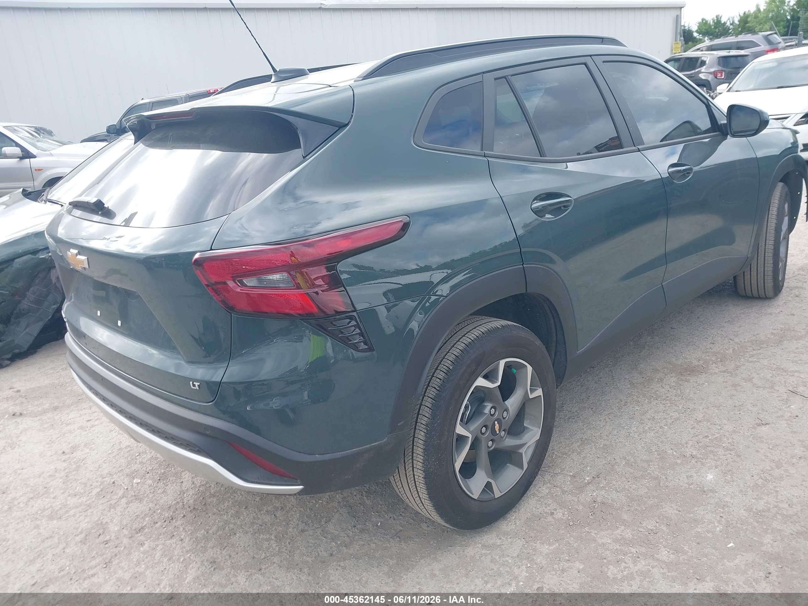 CHEVROLET TRAX image 4