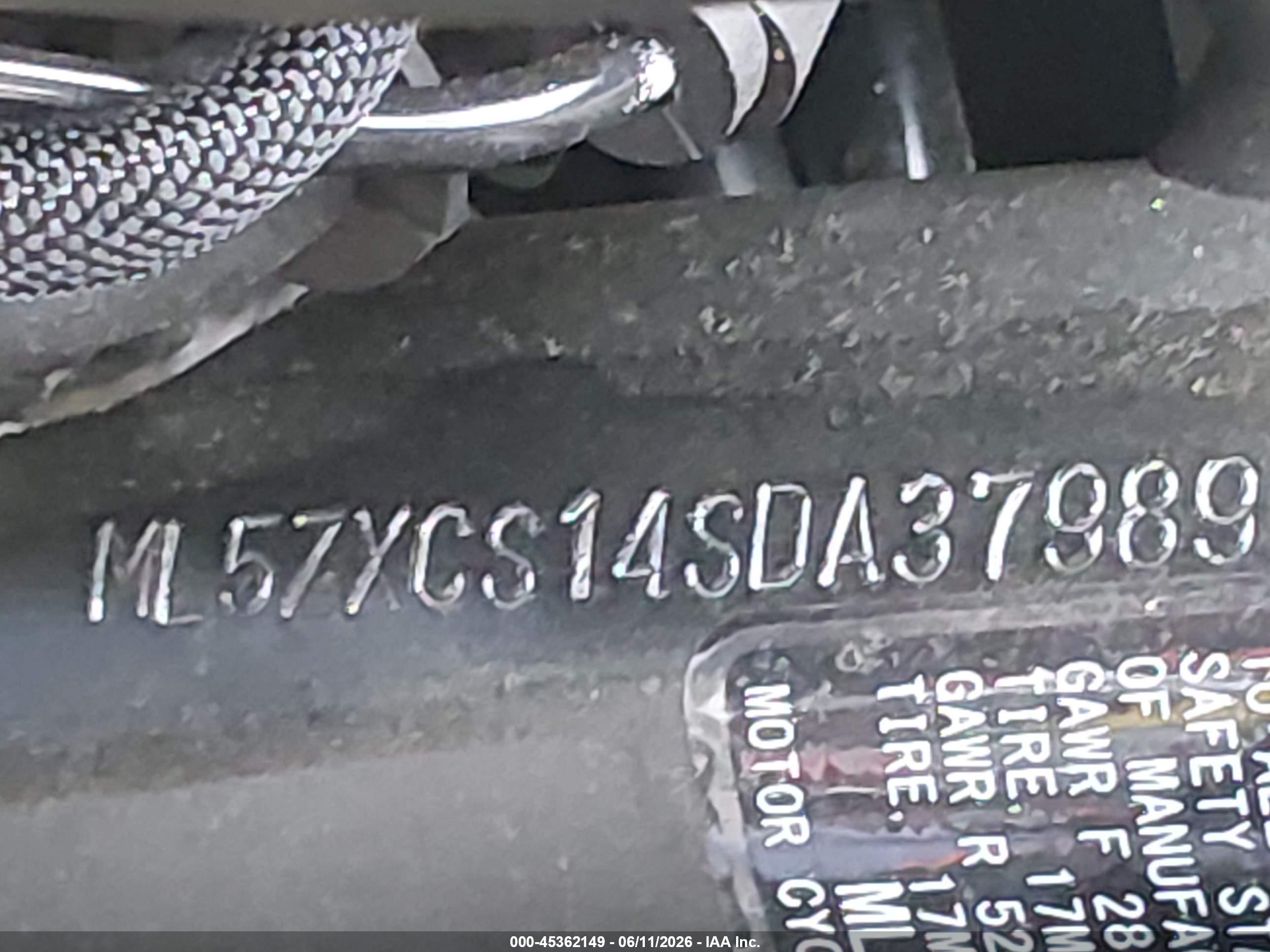 KAWASAKI ZX400 image 10