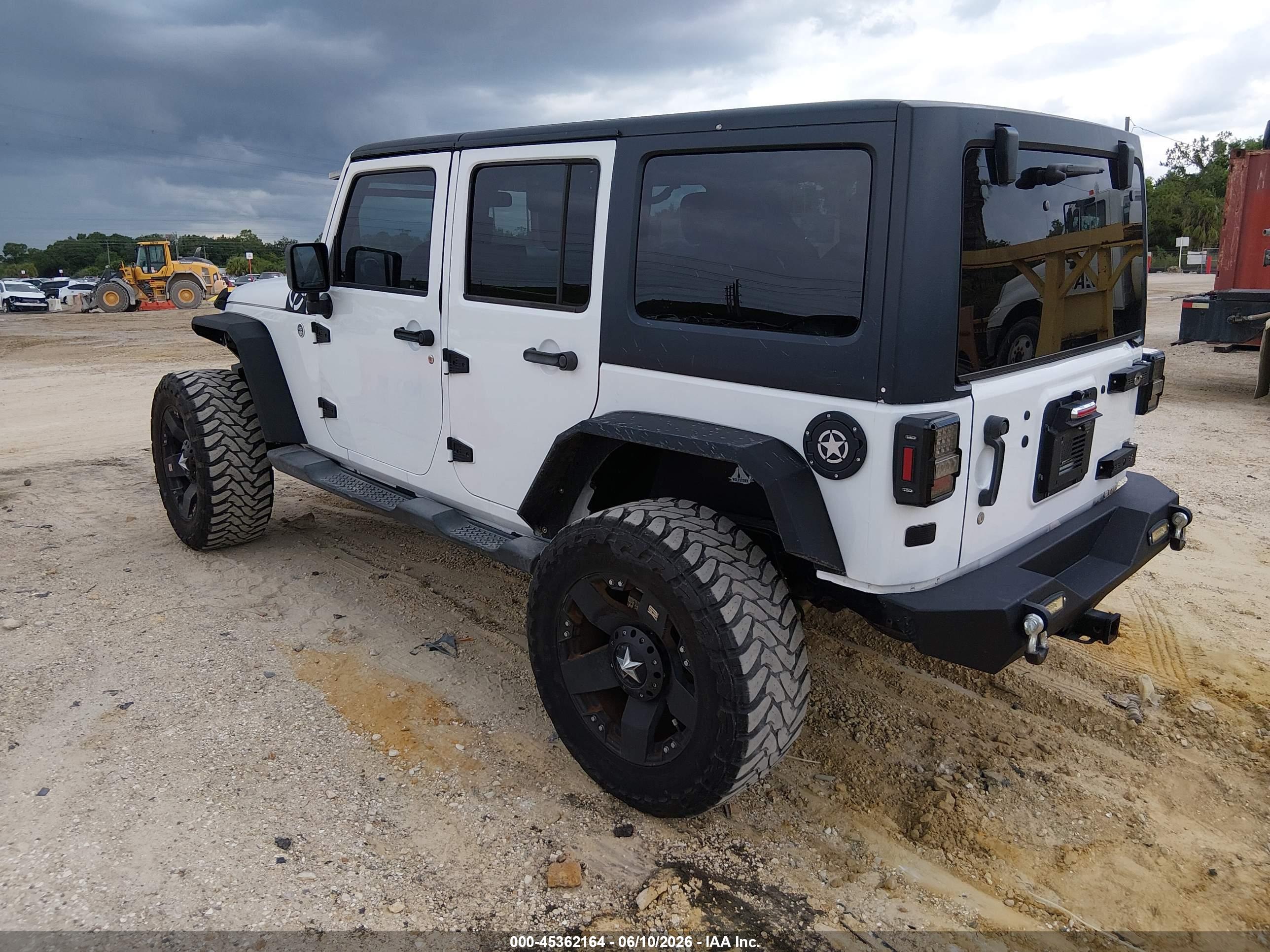JEEP WRANGLER image 3
