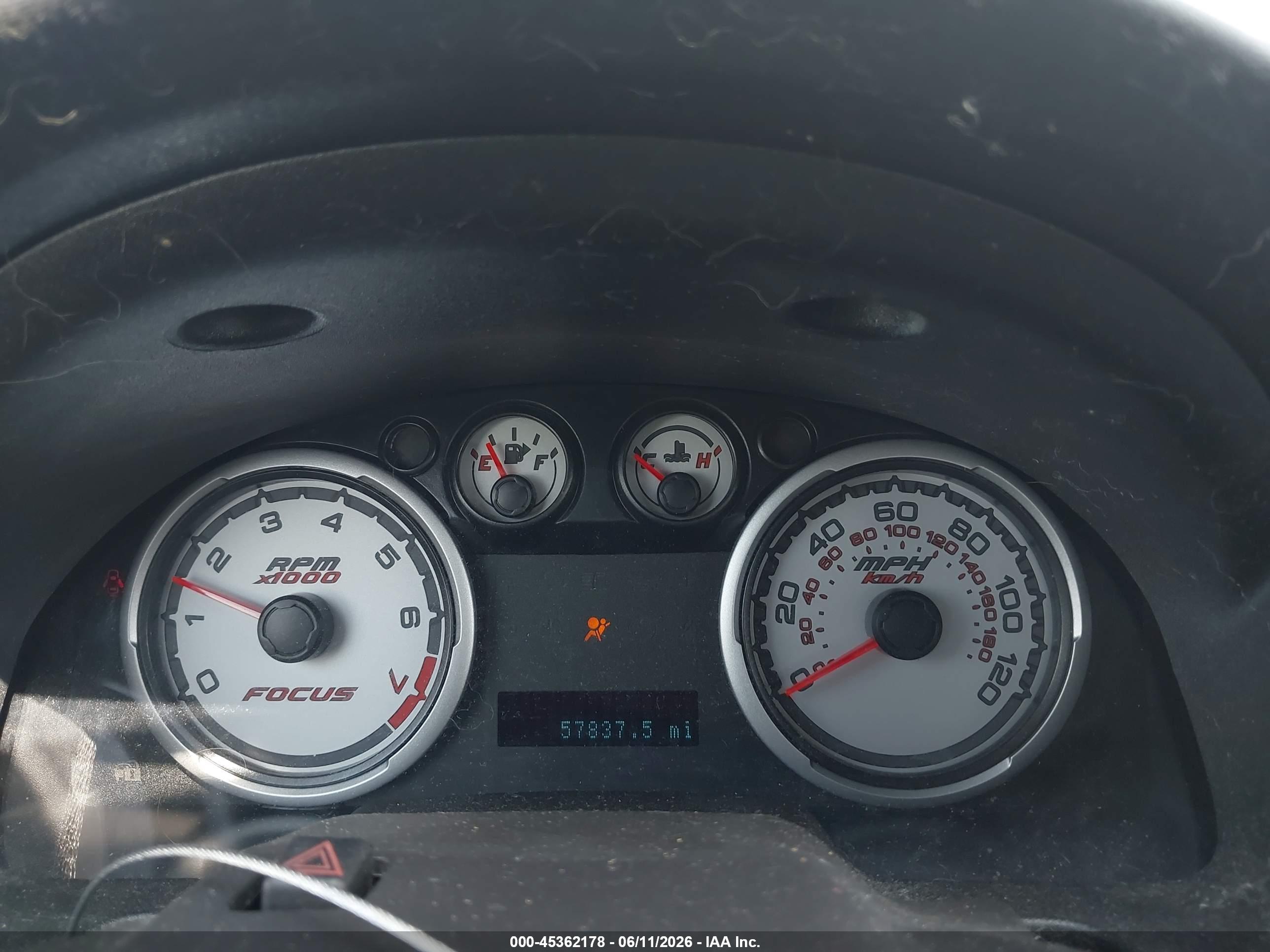FORD FOCUS image 7