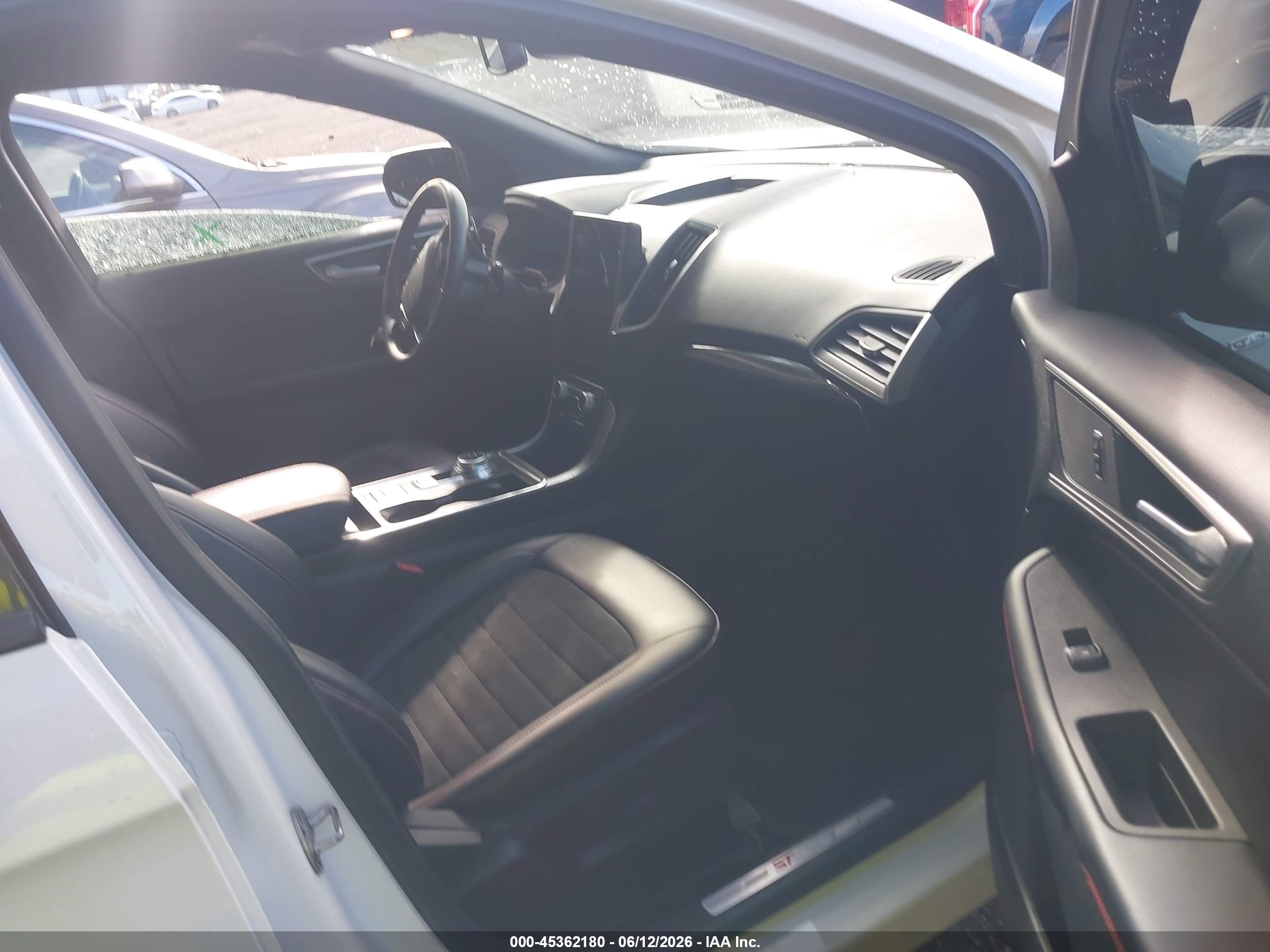 FORD EDGE image 5