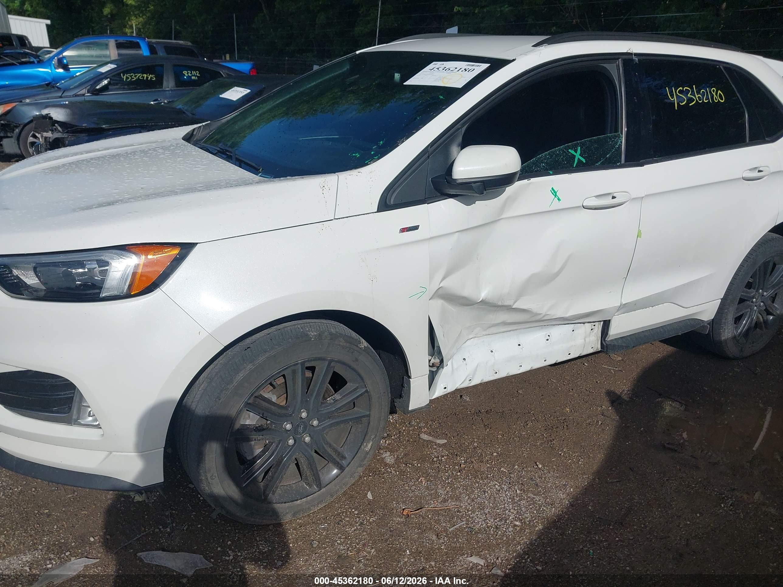 FORD EDGE image 6
