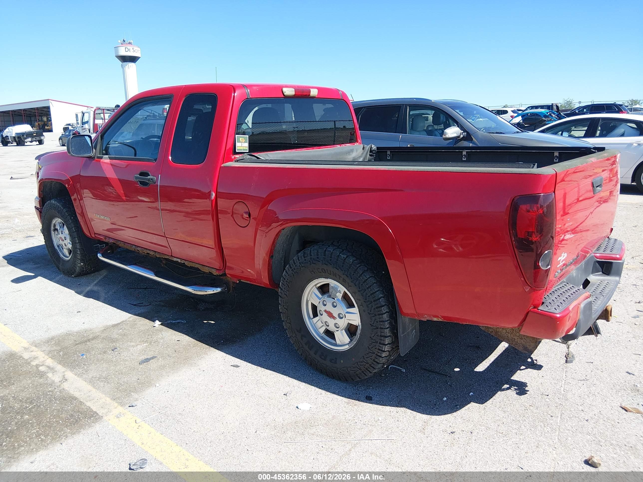CHEVROLET COLORADO image 3