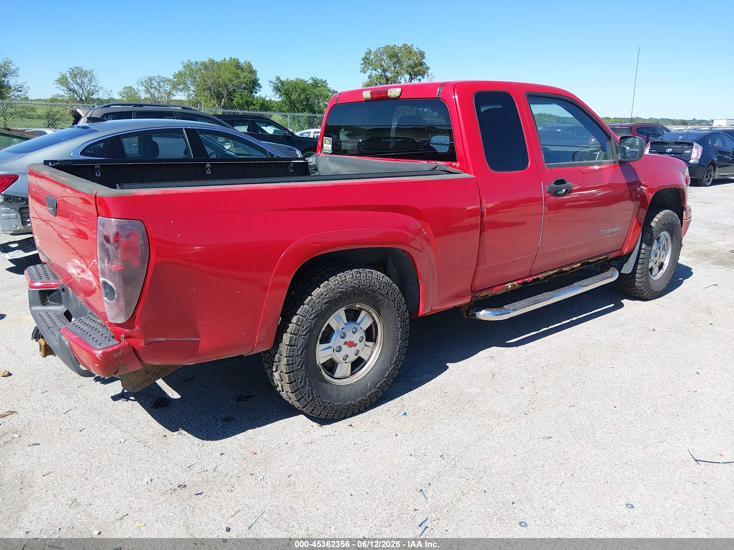 CHEVROLET COLORADO image 4