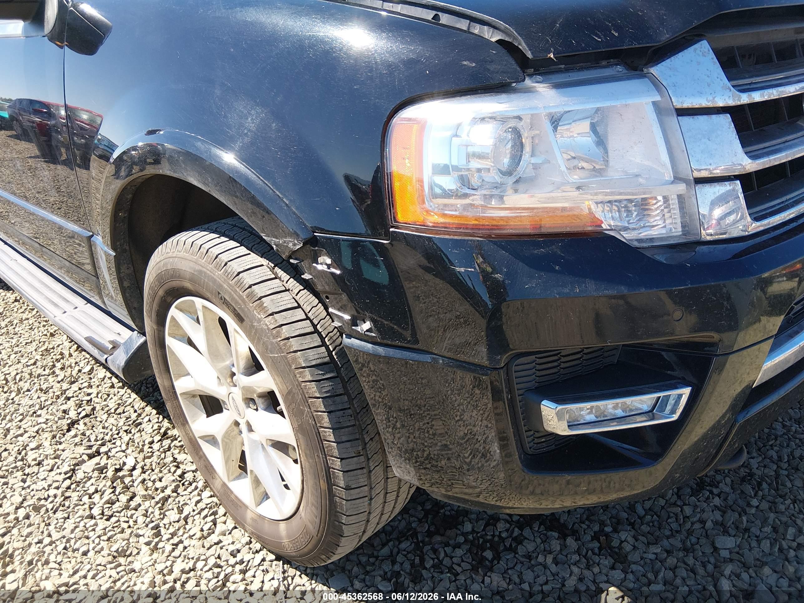 FORD EXPEDITION image 6
