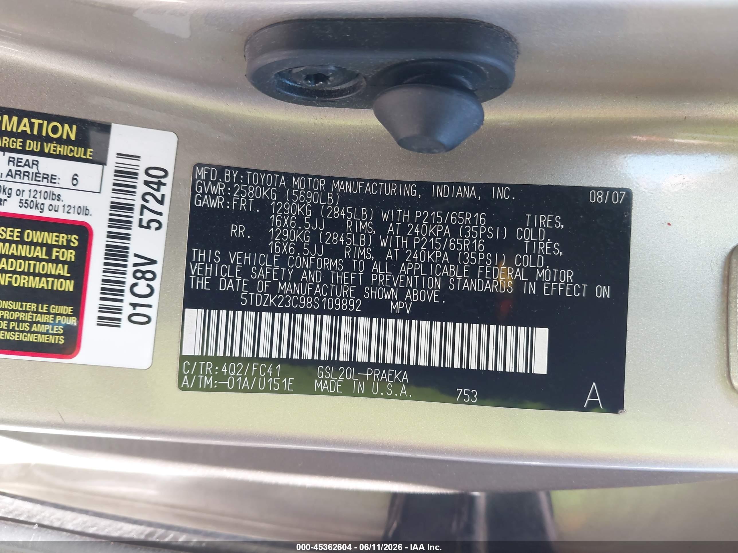 TOYOTA SIENNA image 9