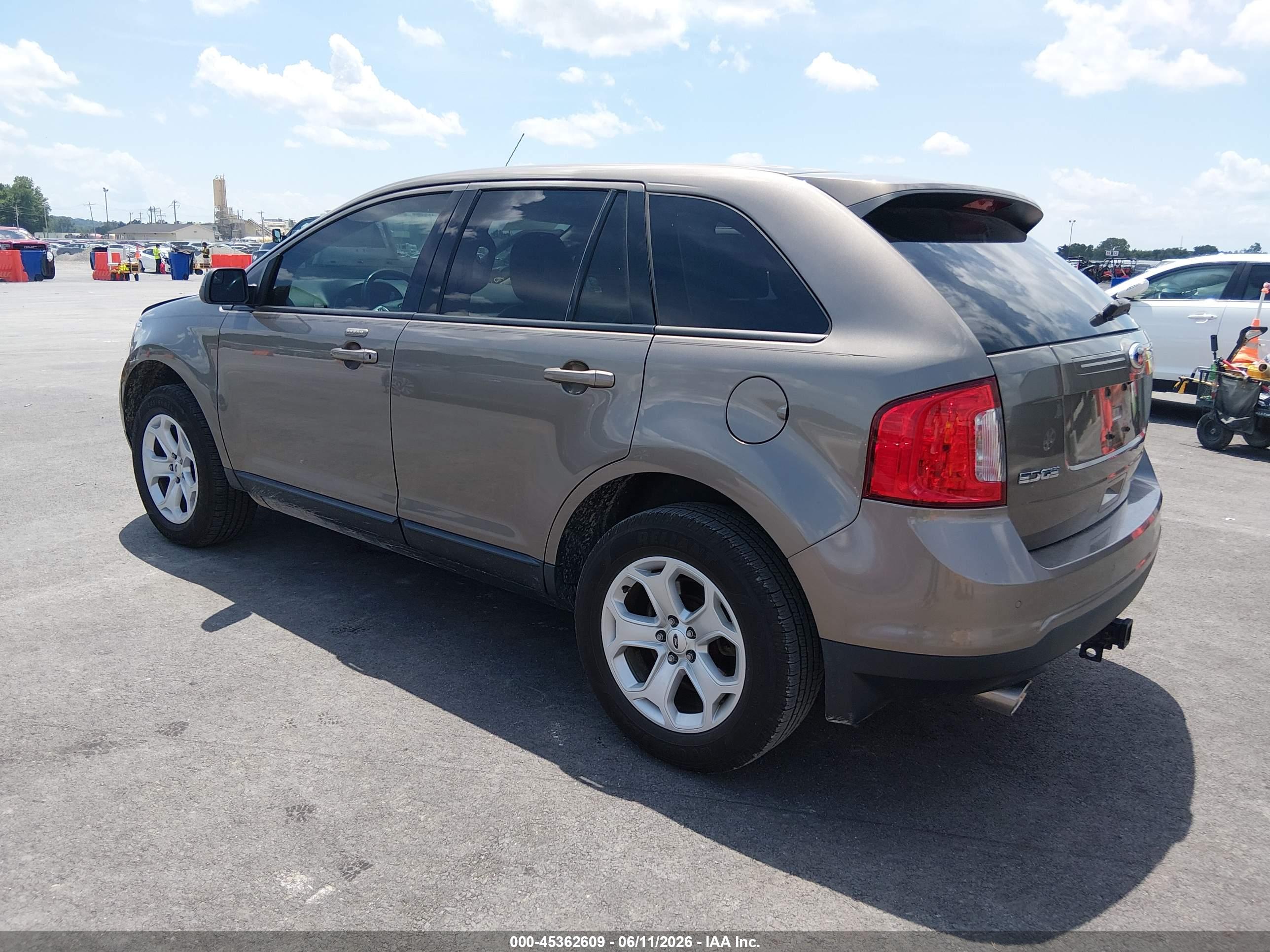 FORD EDGE image 3