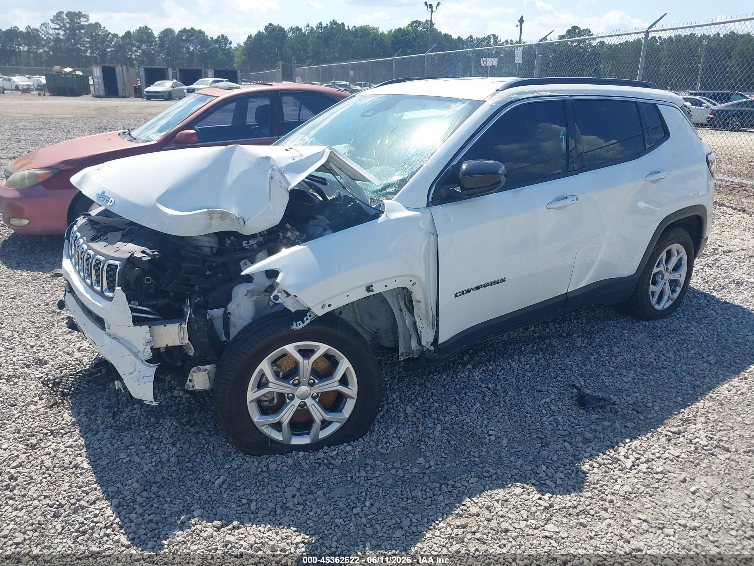 JEEP COMPASS image 2