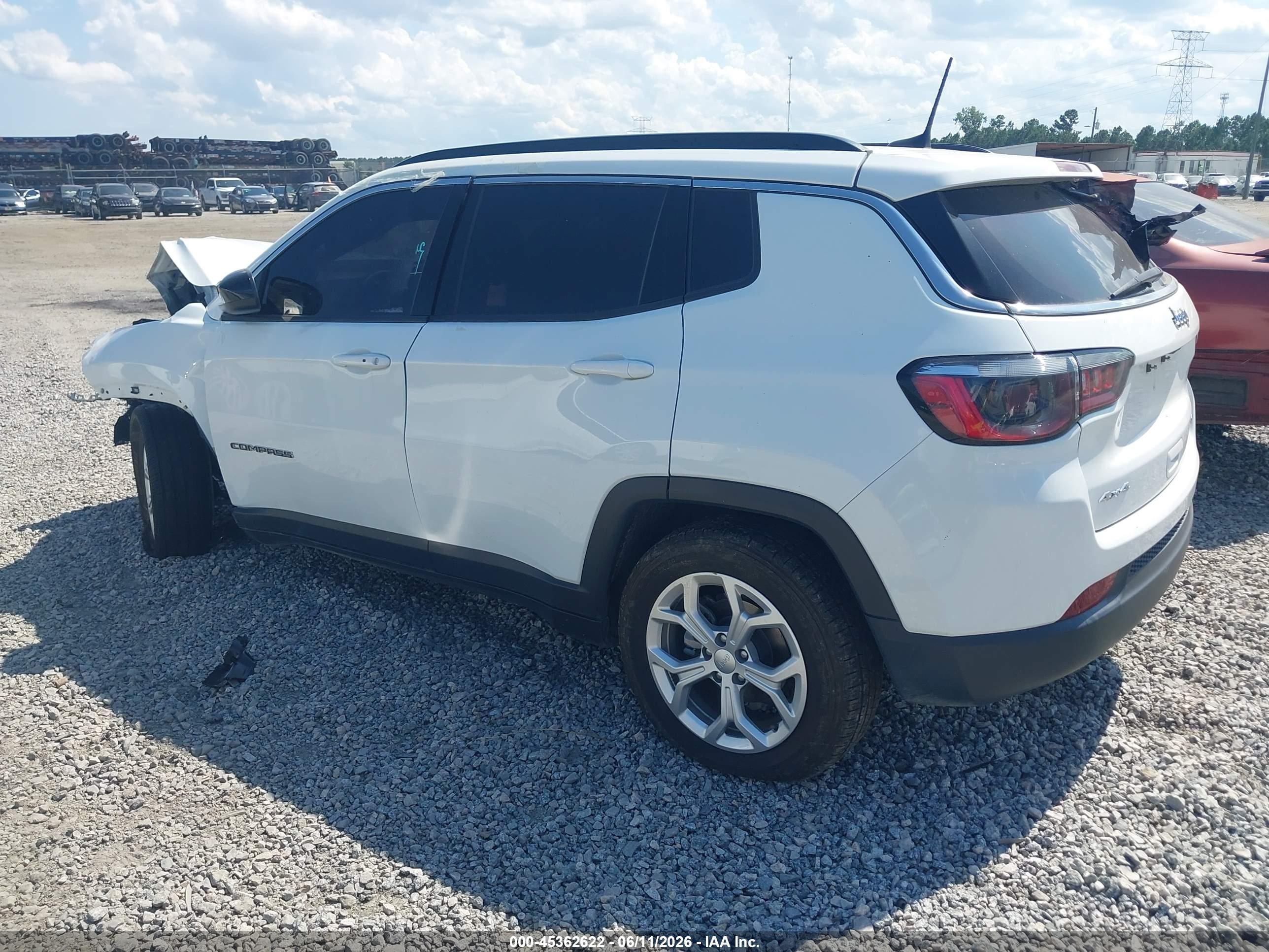 JEEP COMPASS image 3