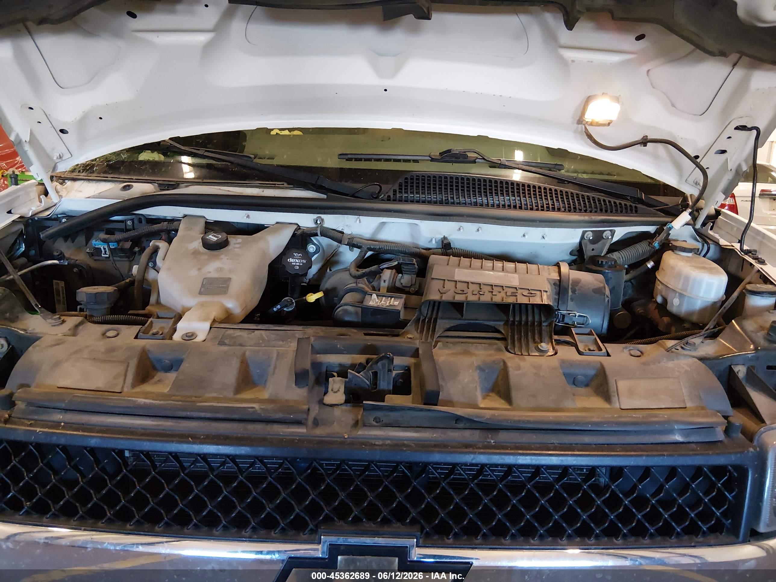CHEVROLET EXPRESS image 10