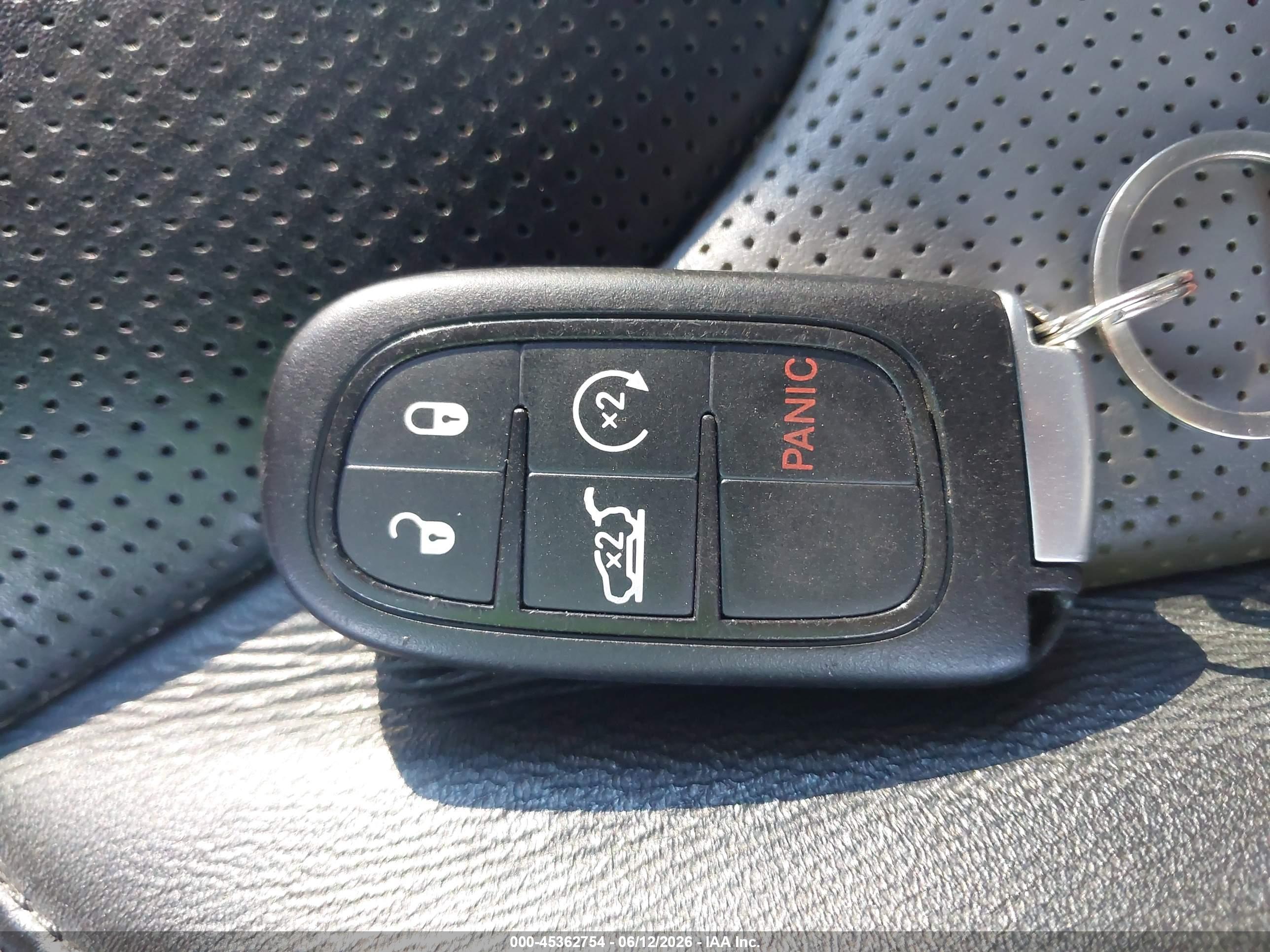 JEEP CHEROKEE image 11