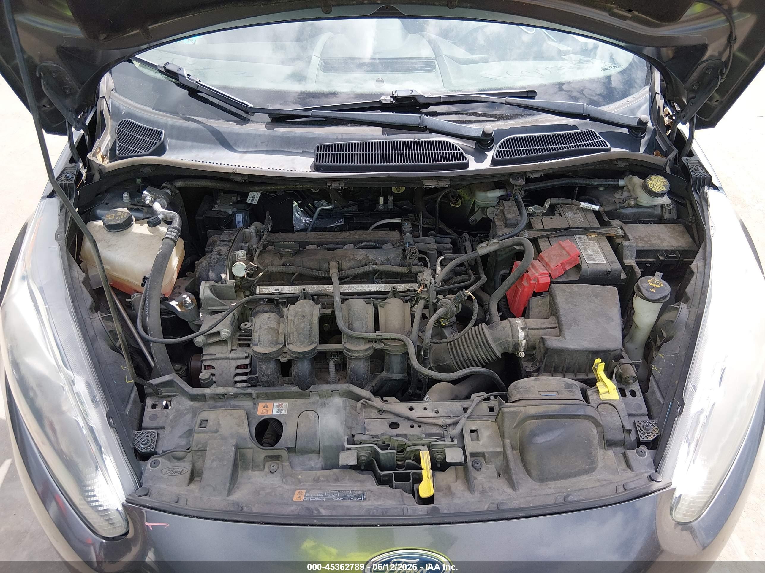 FORD FIESTA image 10
