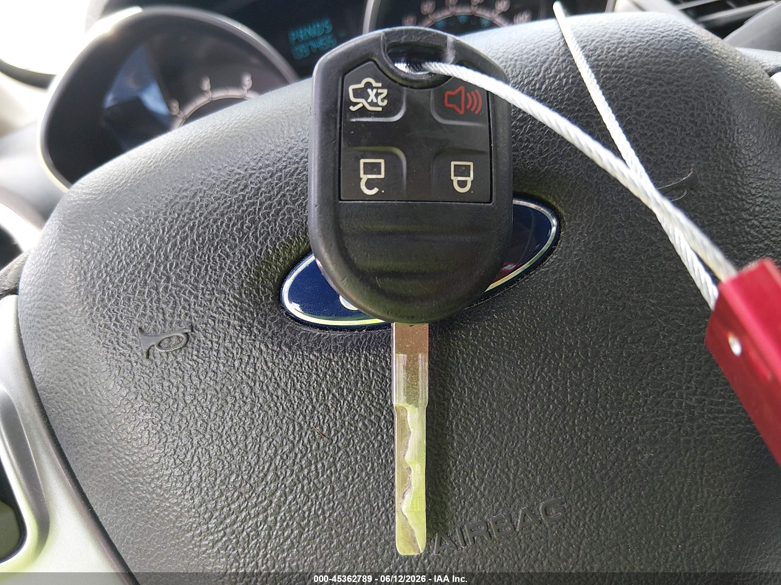 FORD FIESTA image 11