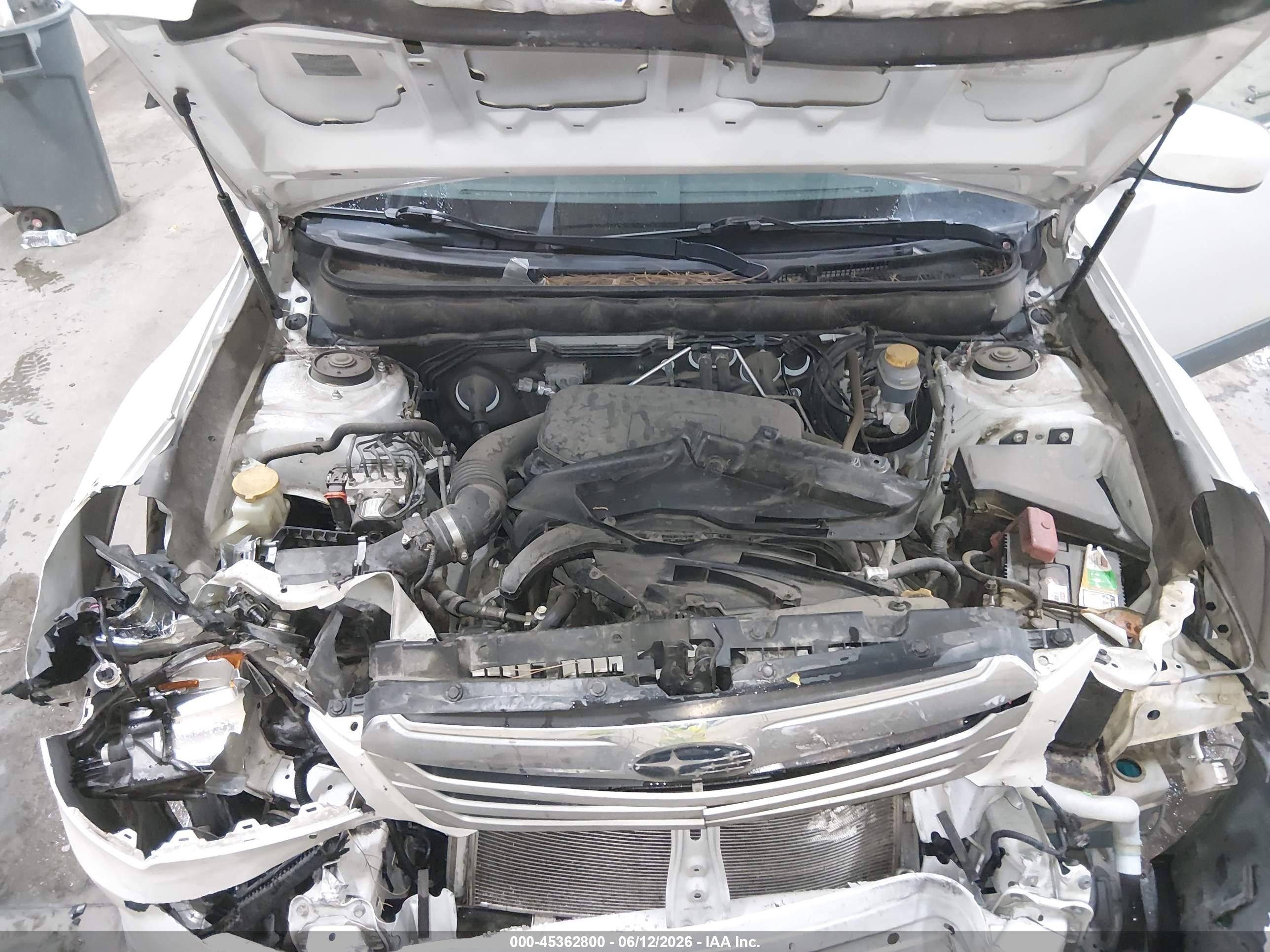 SUBARU OUTBACK image 10
