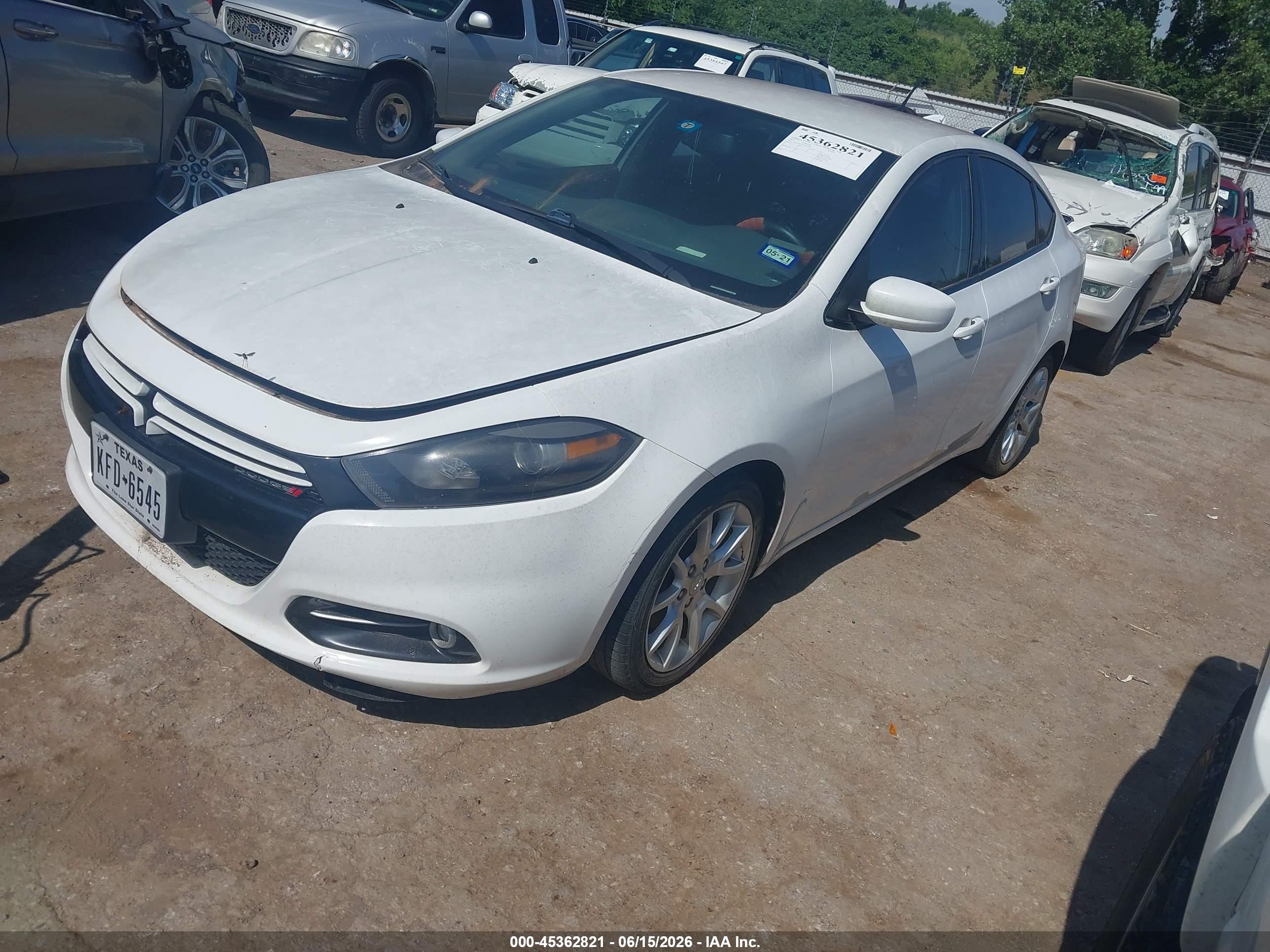DODGE DART image 2