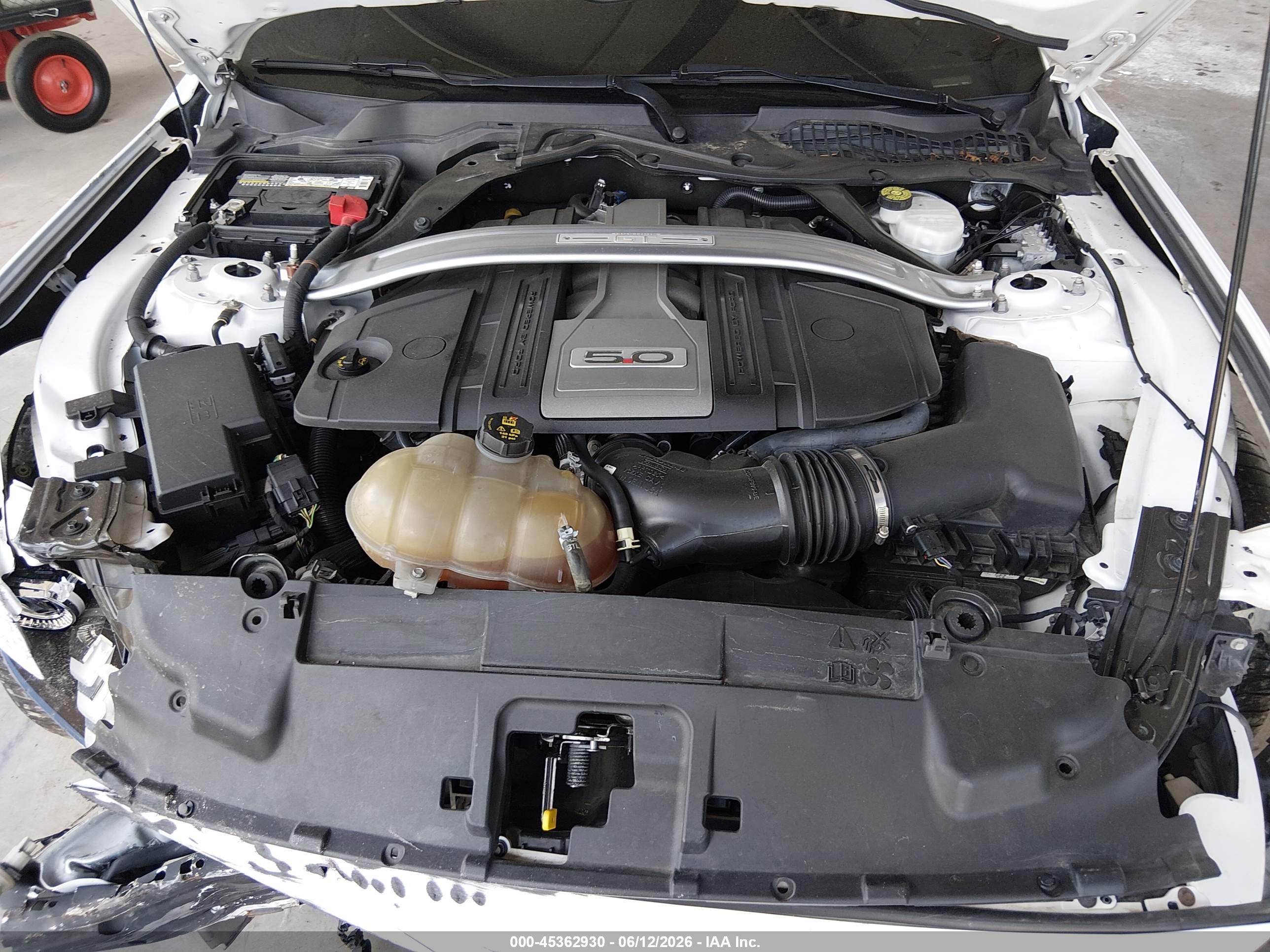 FORD MUSTANG image 10