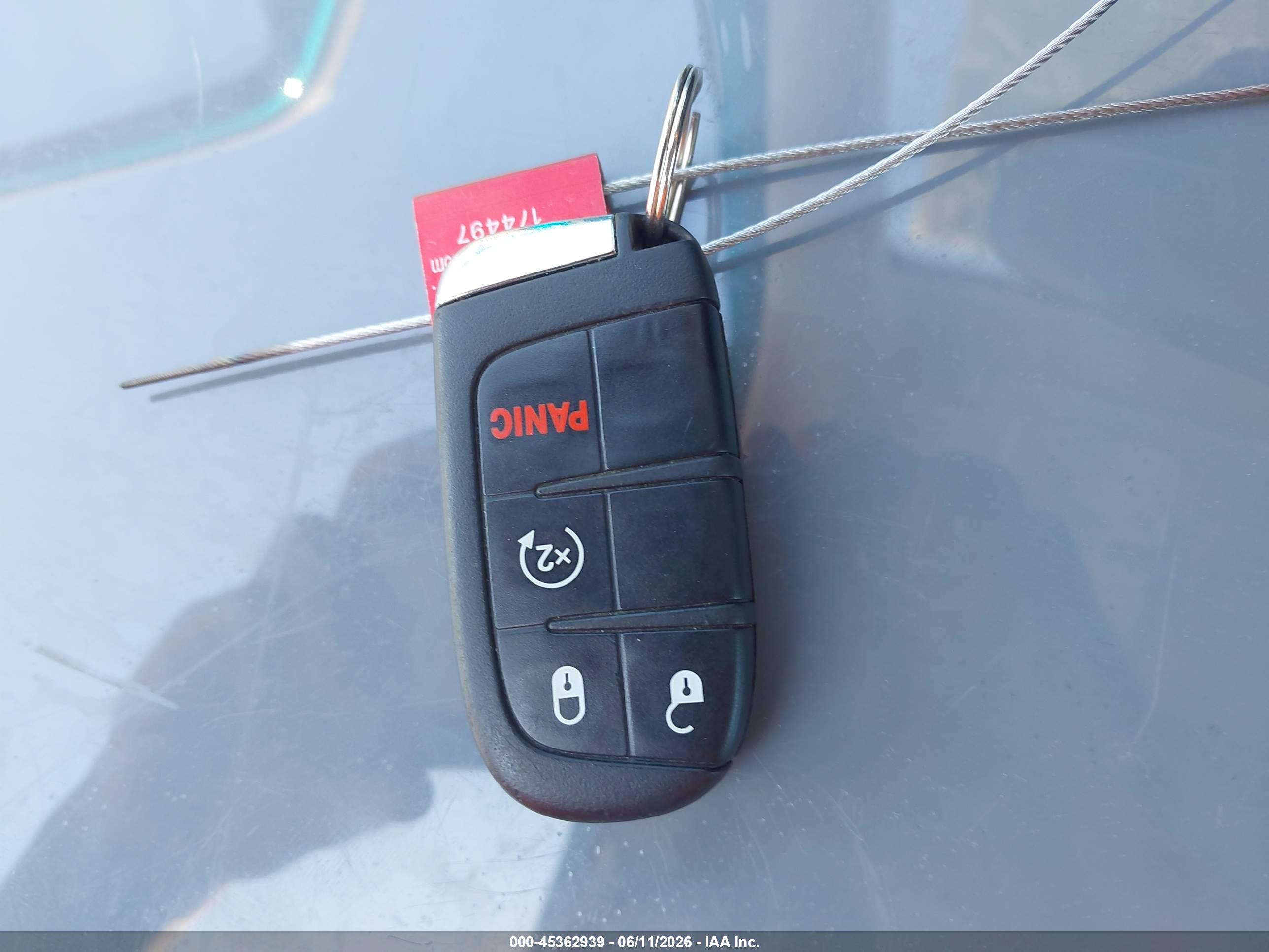JEEP RENEGADE image 11